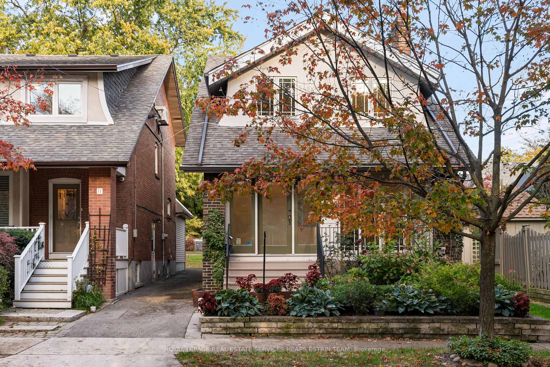Photo 3 of 9 Cornish Road, Toronto, Rosedale-Moore Park — HOMEH