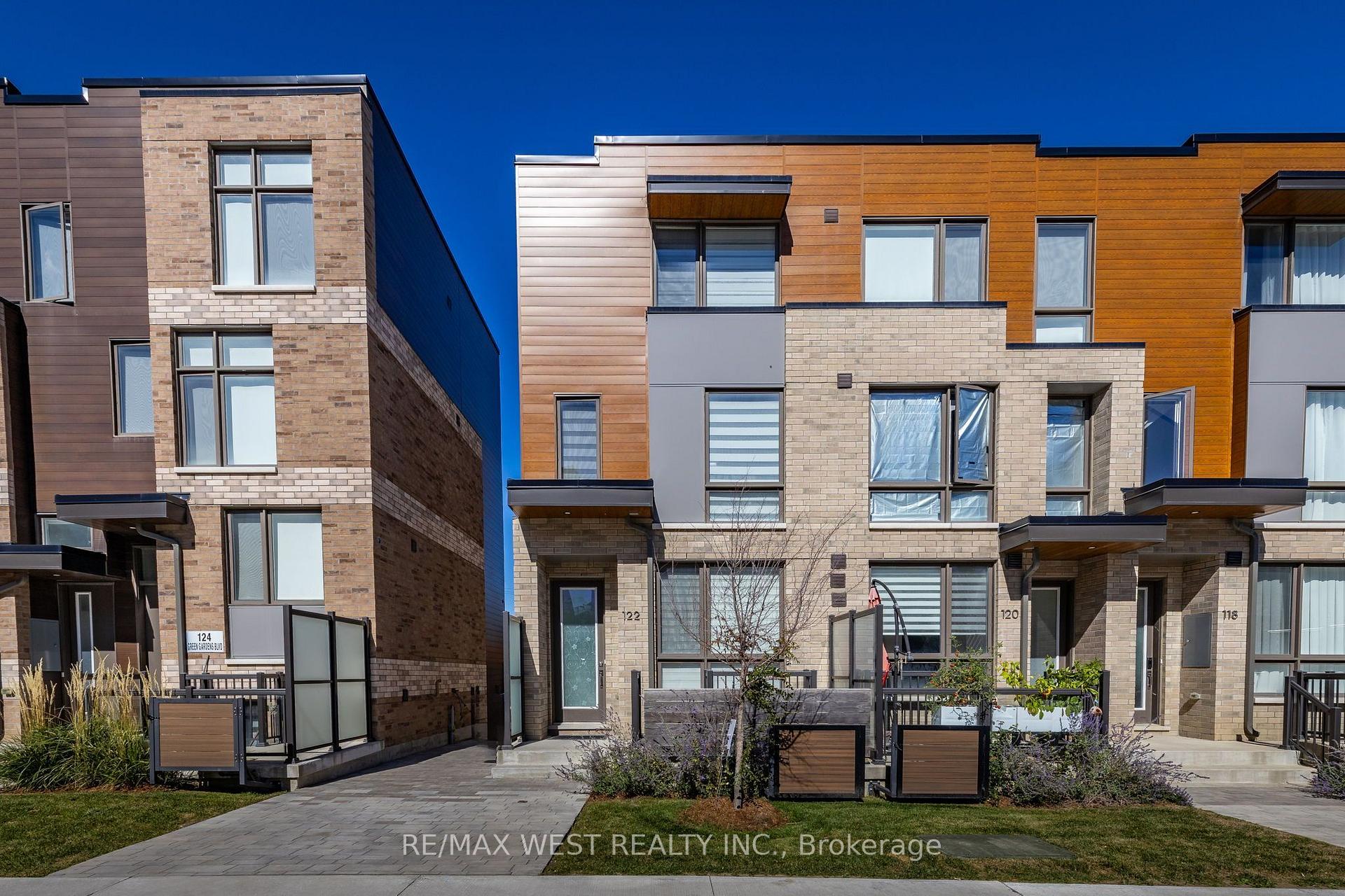 Photo of 122 Green Gardens Boulevard