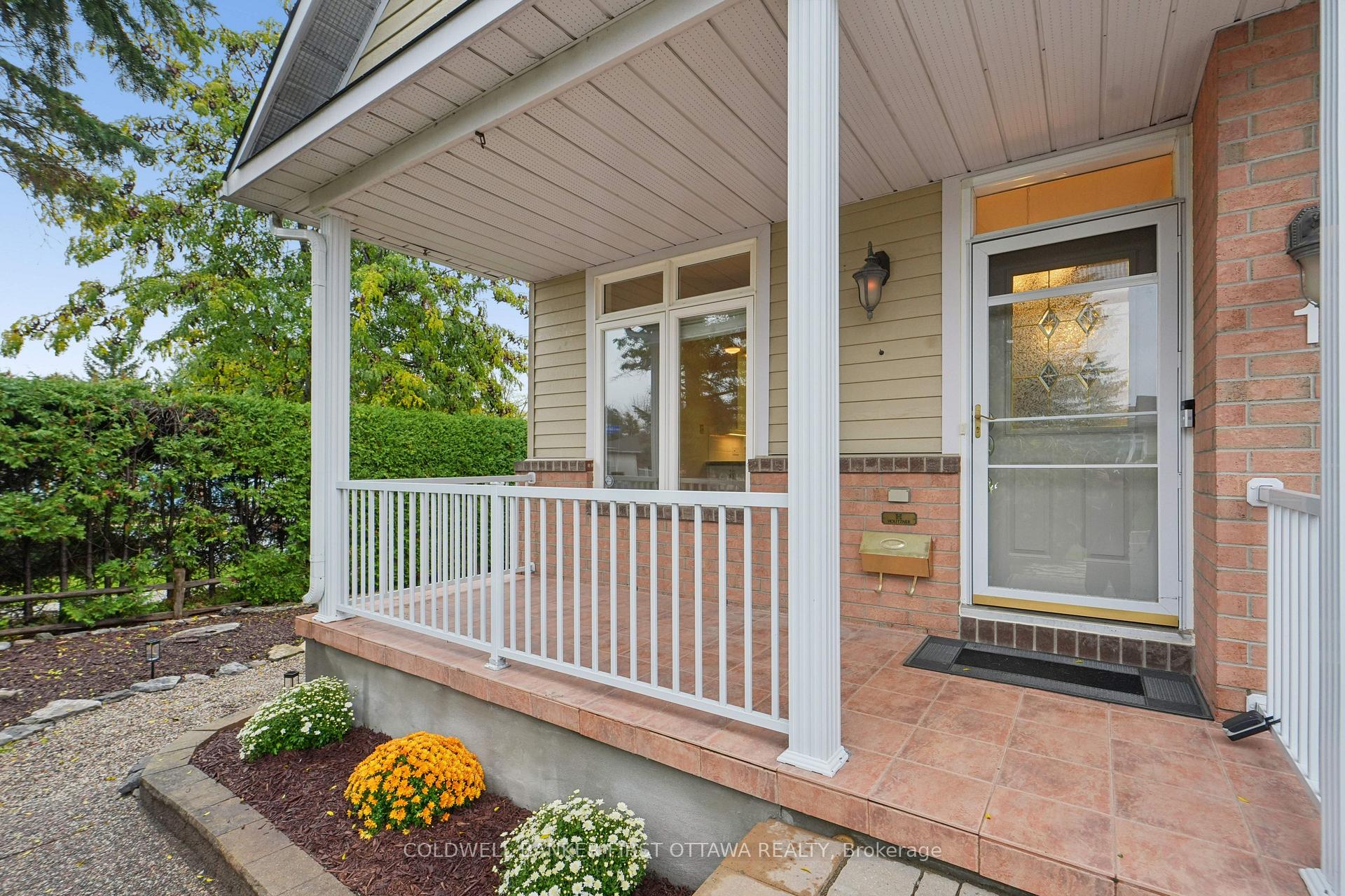 Photo 2 of 1 Sable Run Drive, Ottawa, Stittsville (Central) — HOMEH