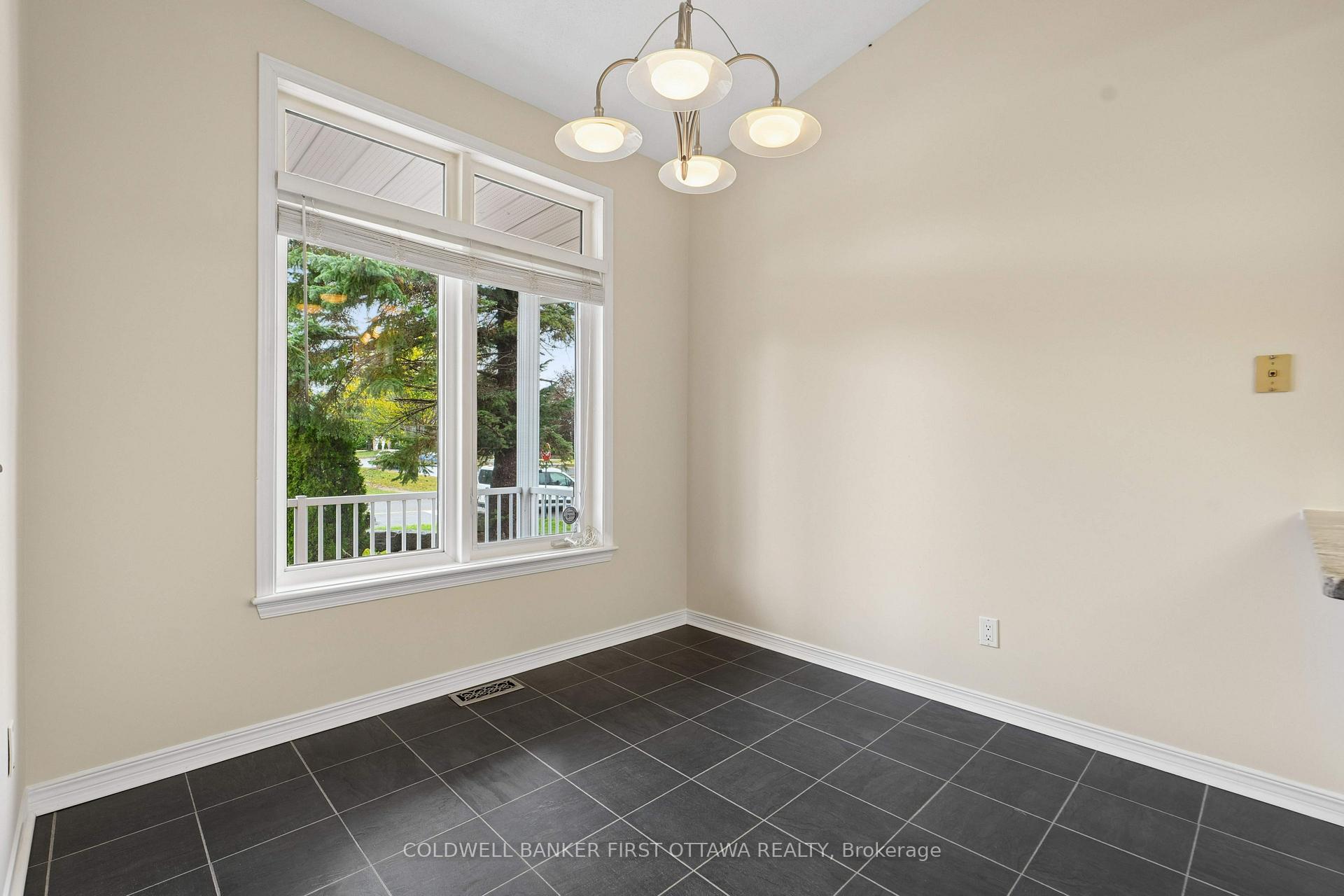 Photo 6 of 1 Sable Run Drive, Ottawa, Stittsville (Central) — HOMEH