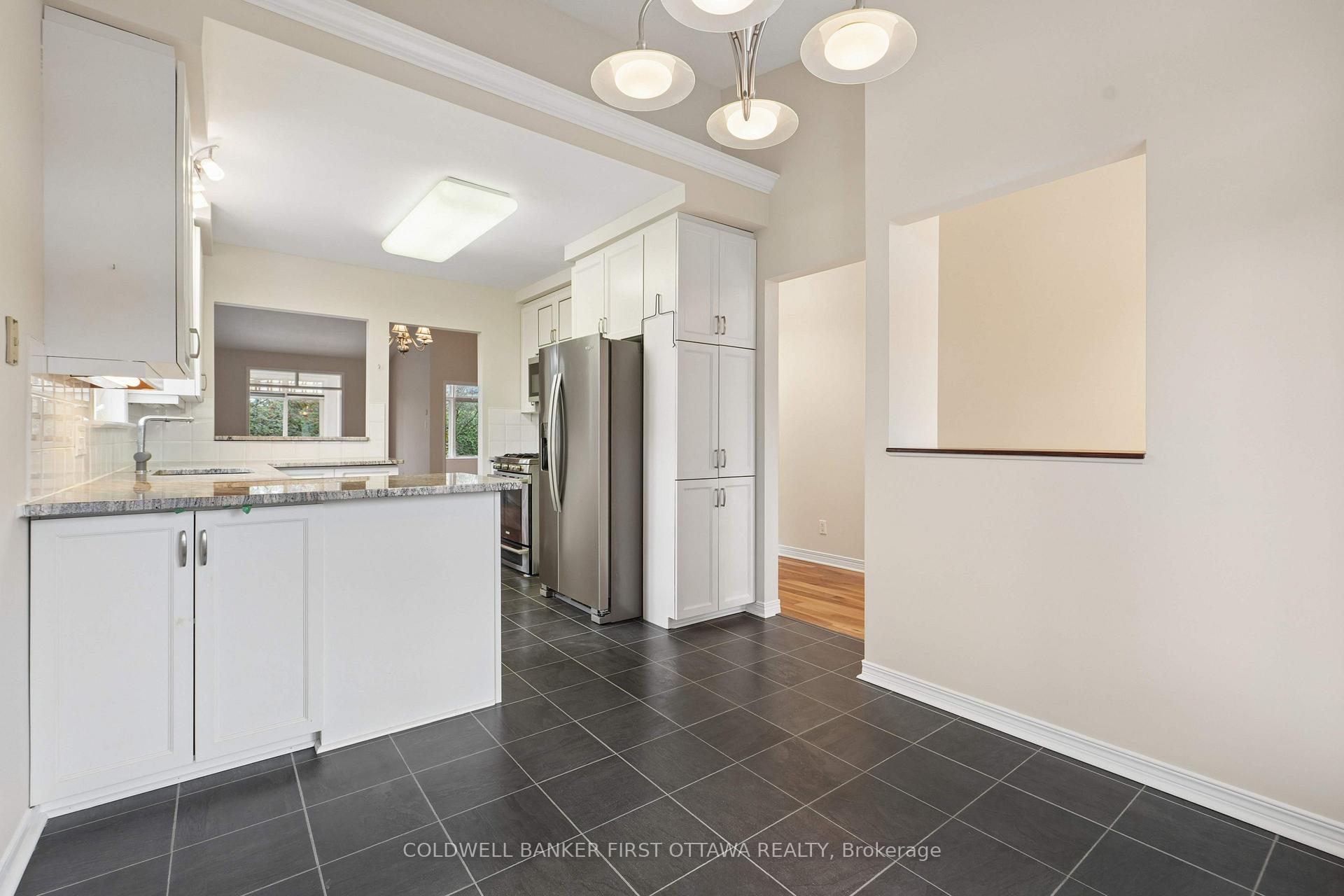 Photo 7 of 1 Sable Run Drive, Ottawa, Stittsville (Central) — HOMEH
