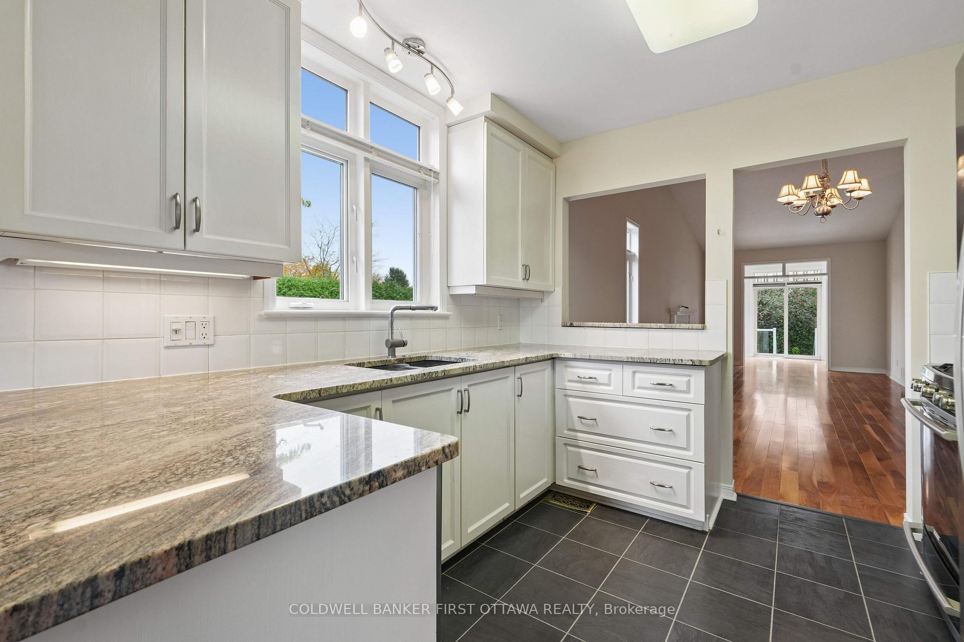 Photo 9 of 1 Sable Run Drive, Ottawa, Stittsville (Central) — HOMEH