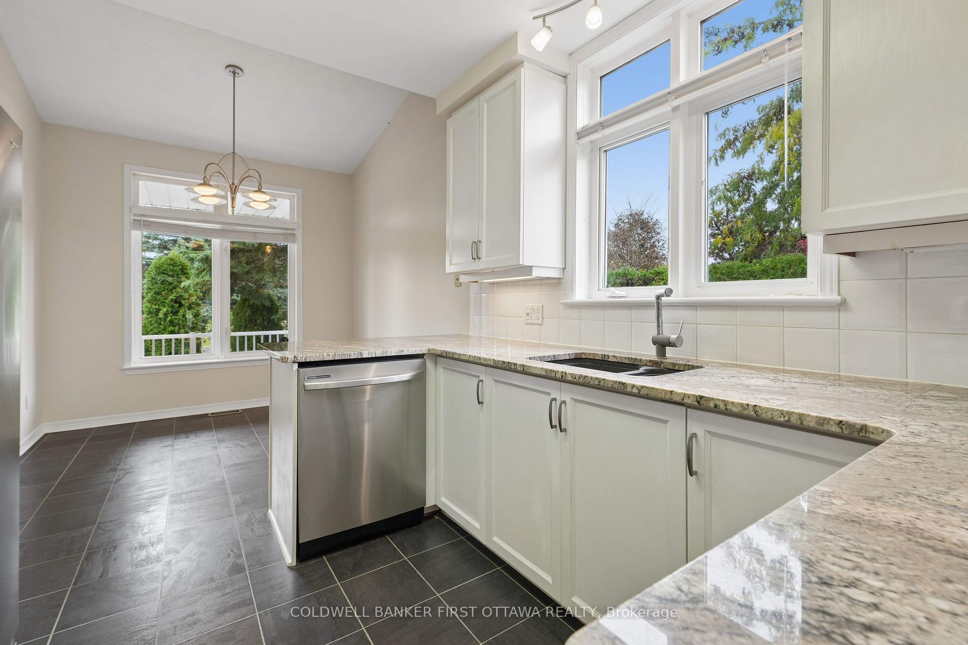 Photo 11 of 1 Sable Run Drive, Ottawa, Stittsville (Central) — HOMEH
