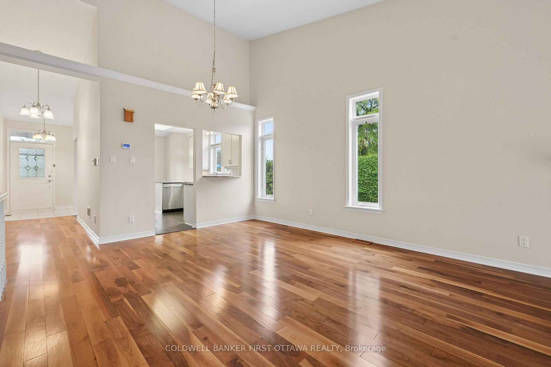 Photo 14 of 1 Sable Run Drive, Ottawa, Stittsville (Central) — HOMEH