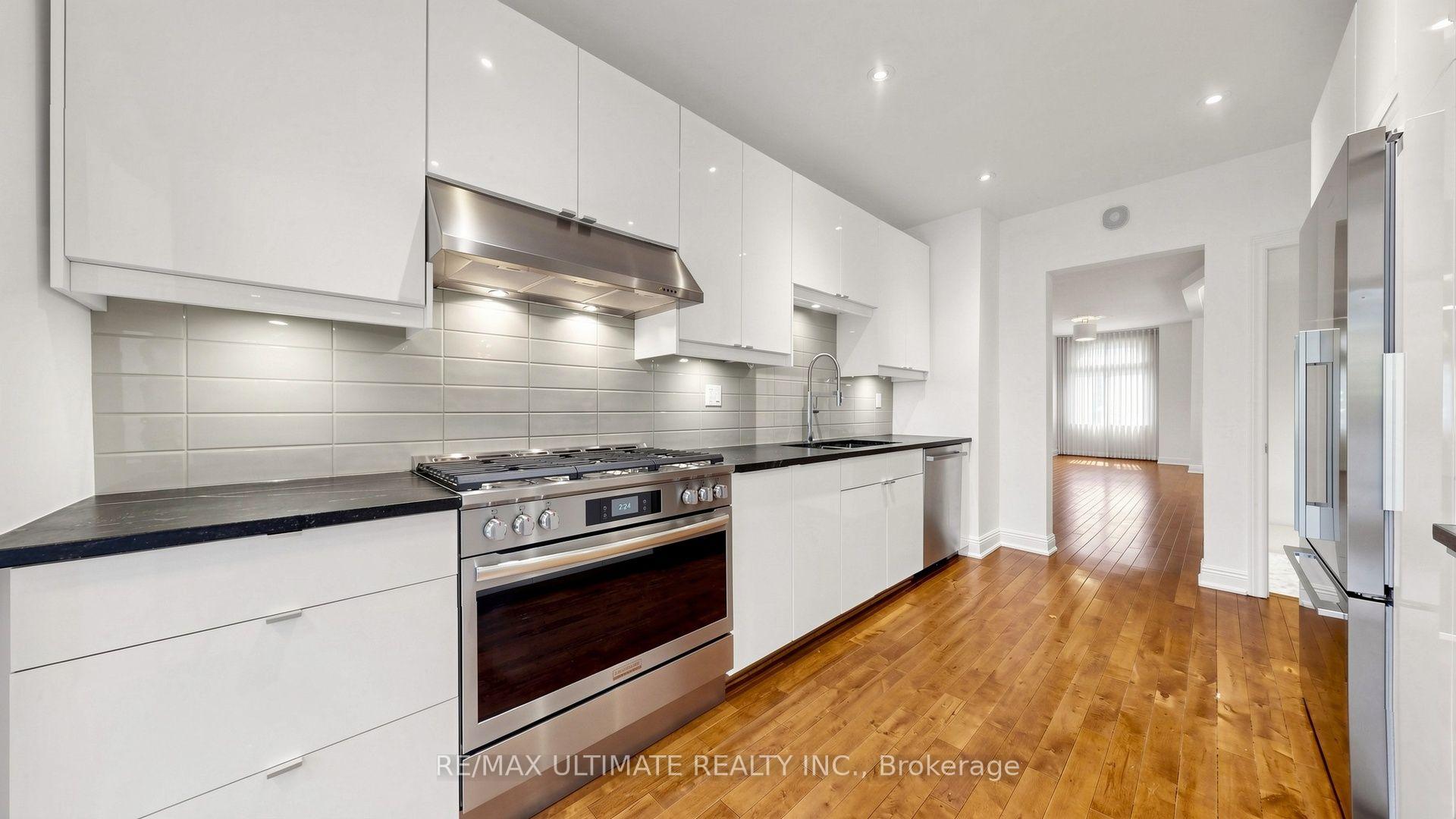 Photo 11 of 5 Collahie Street, Toronto, Little Portugal — HOMEH