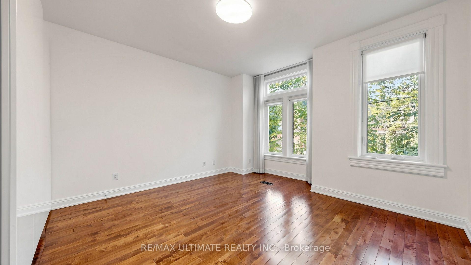 Photo 23 of 5 Collahie Street, Toronto, Little Portugal — HOMEH