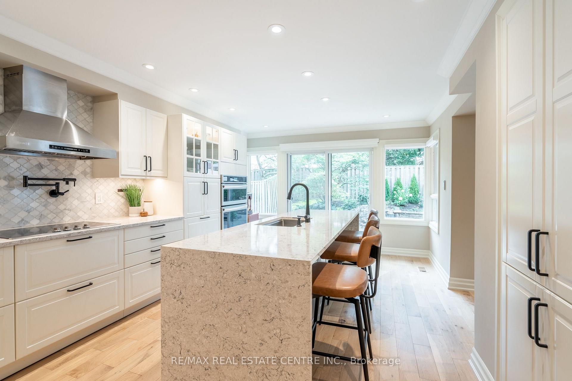 Photo 16 of 2064 Trillium Court, Burlington, Headon — HOMEH