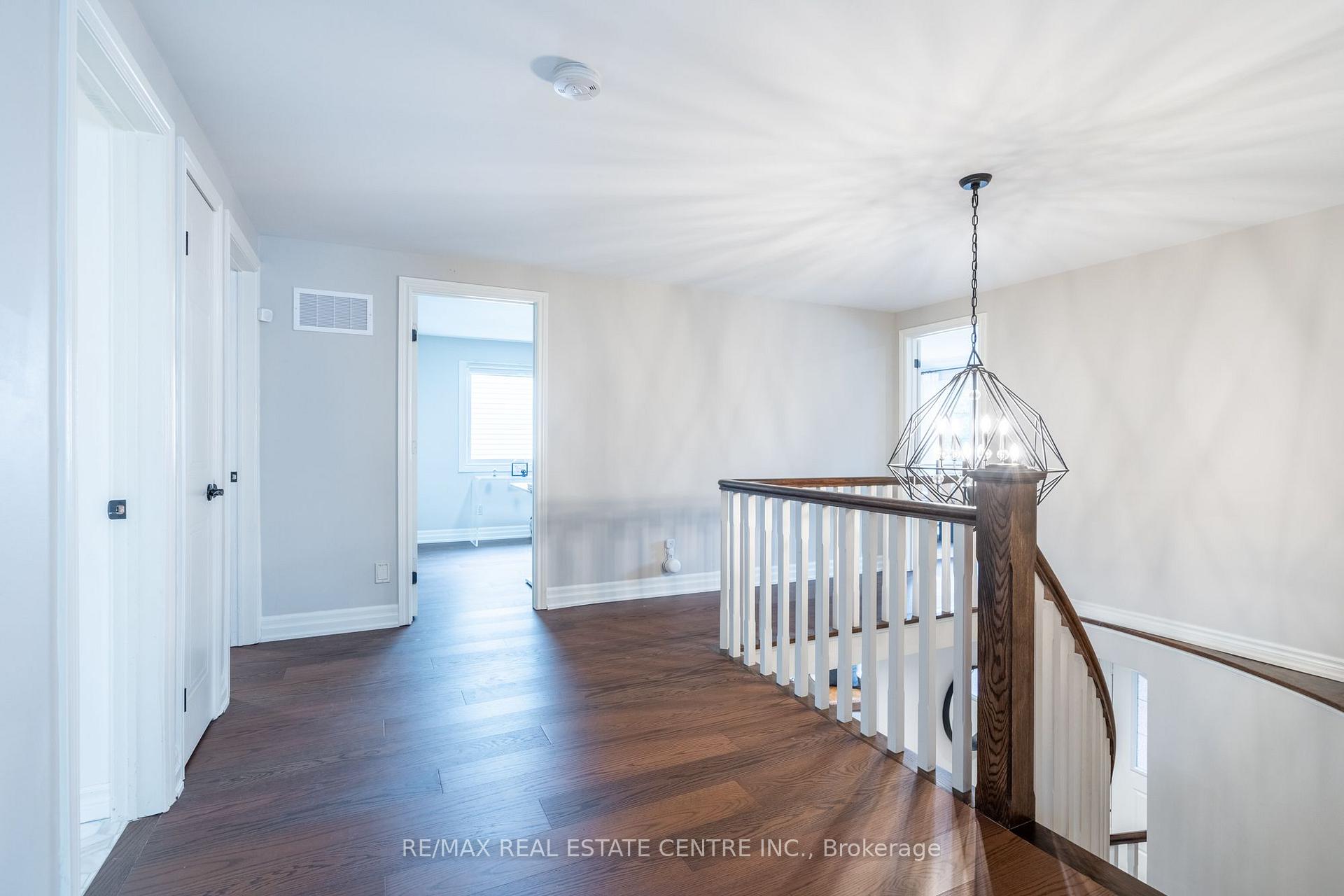 Photo 22 of 2064 Trillium Court, Burlington, Headon — HOMEH