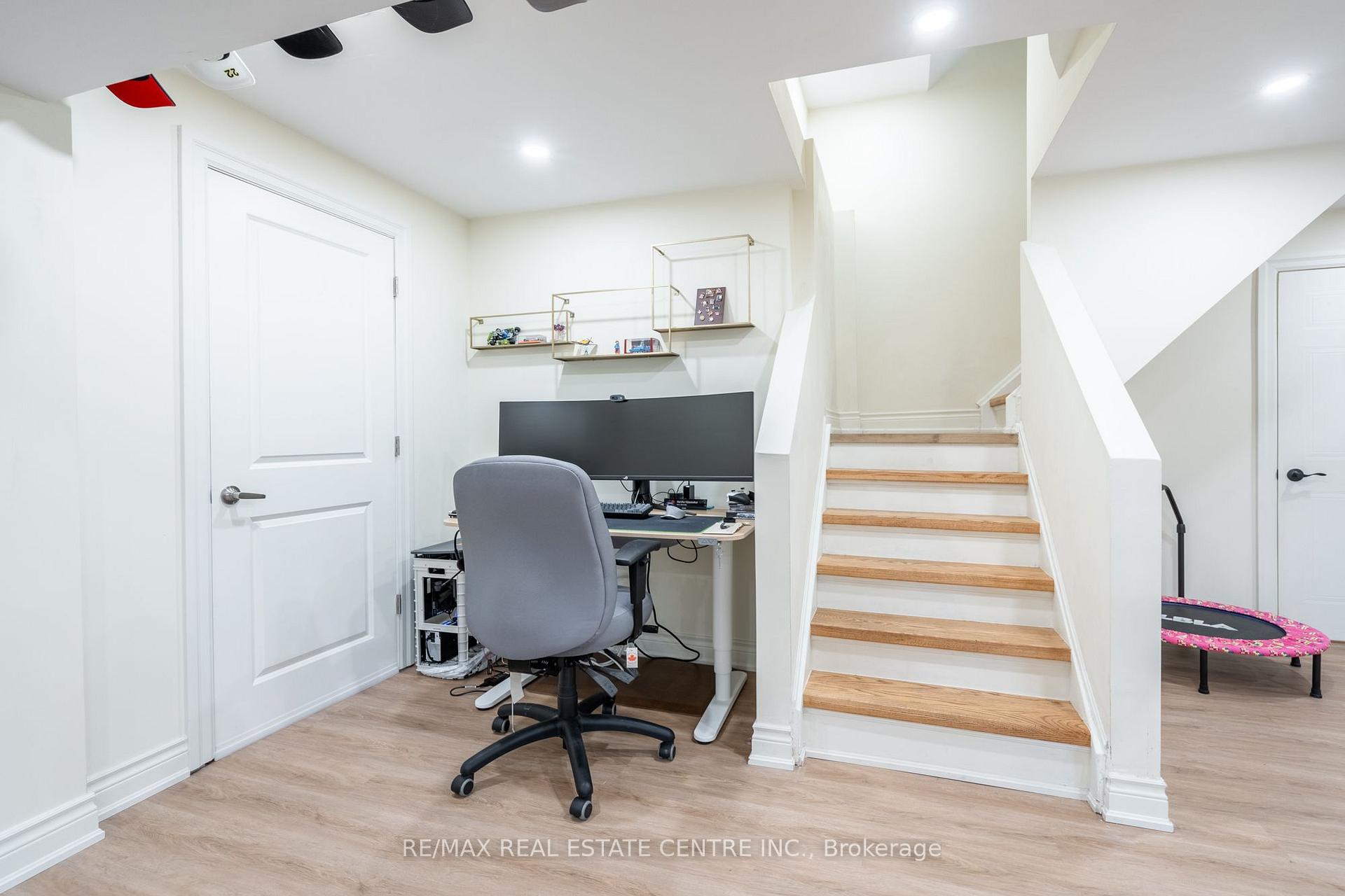 Photo 35 of 2064 Trillium Court, Burlington, Headon — HOMEH