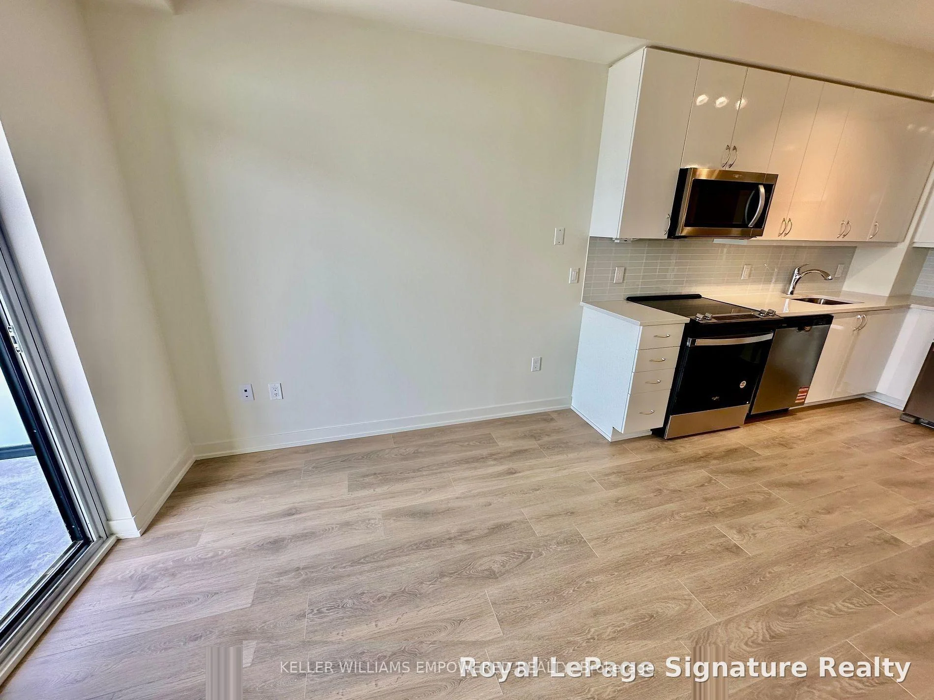 Photo 7 of Unit 4809, 38 Annie Craig Drive, Etobicoke, Mimico — HOMEH