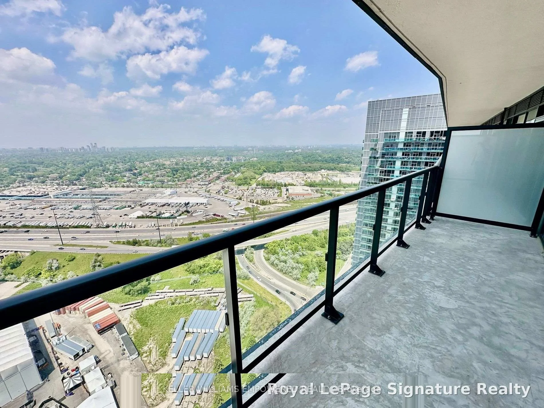Photo 22 of Unit 4809, 38 Annie Craig Drive, Etobicoke, Mimico — HOMEH