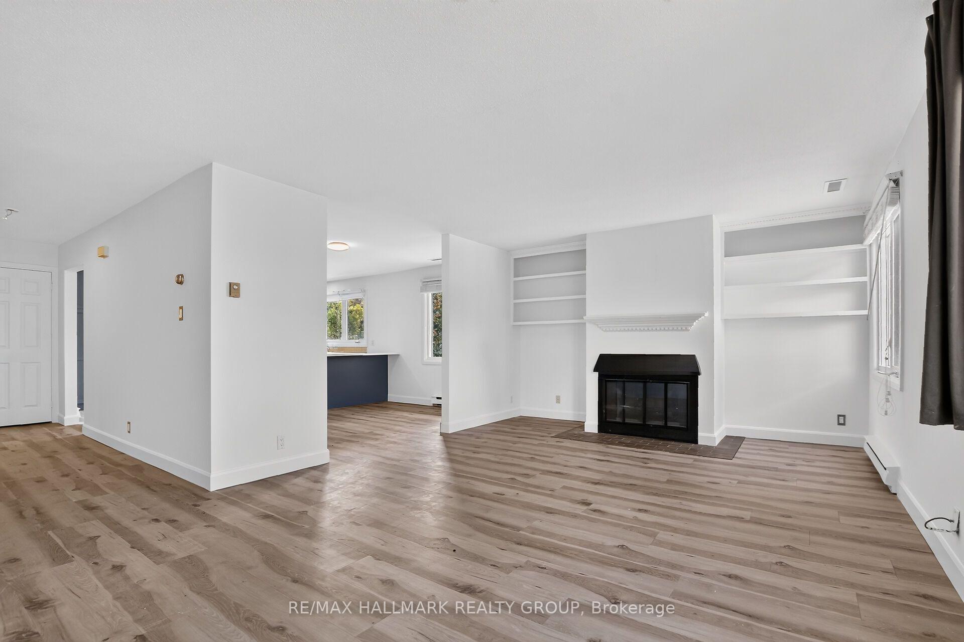 Photo 7 of Unit 12, 207 Stratas Court, Ottawa, Kanata - Katimavik — HOMEH