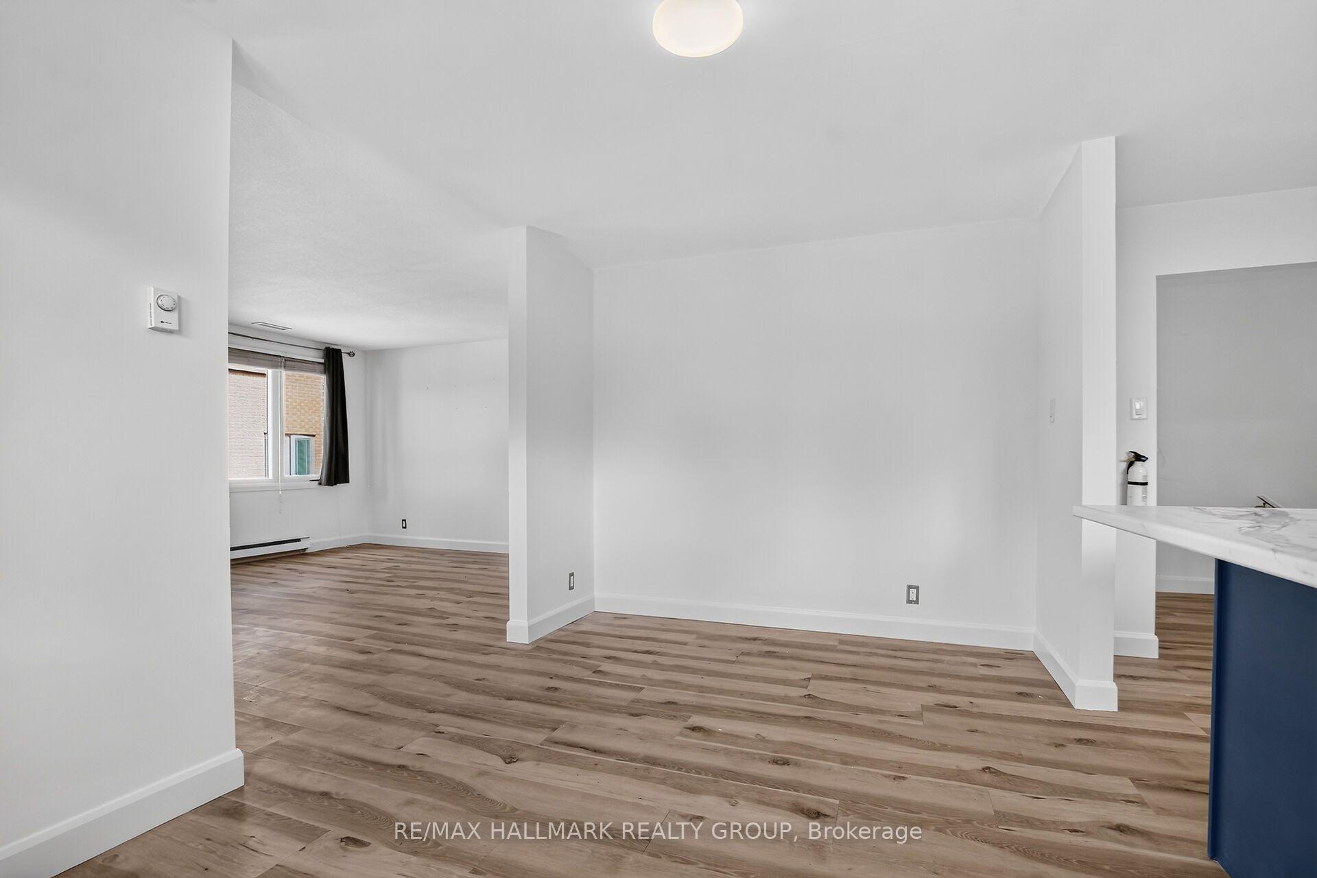 Photo 14 of Unit 12, 207 Stratas Court, Ottawa, Kanata - Katimavik — HOMEH