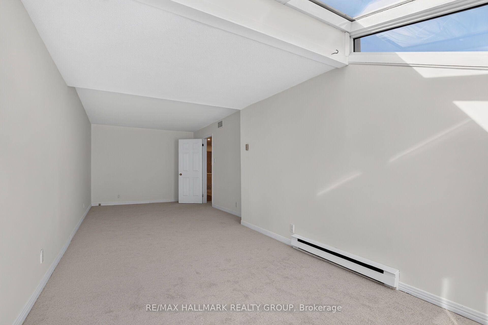 Photo 22 of Unit 12, 207 Stratas Court, Ottawa, Kanata - Katimavik — HOMEH