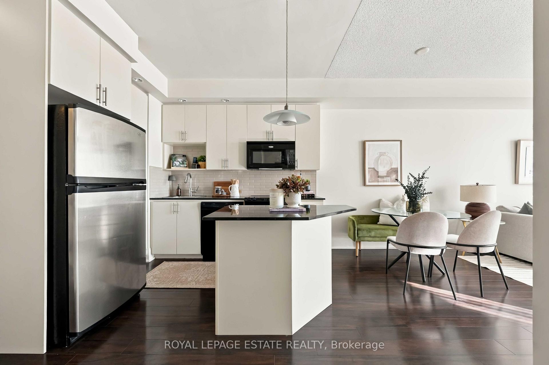 Photo 4 of Unit 604, 181 Wynford Drive, North York, Banbury-Don Mills — HOMEH