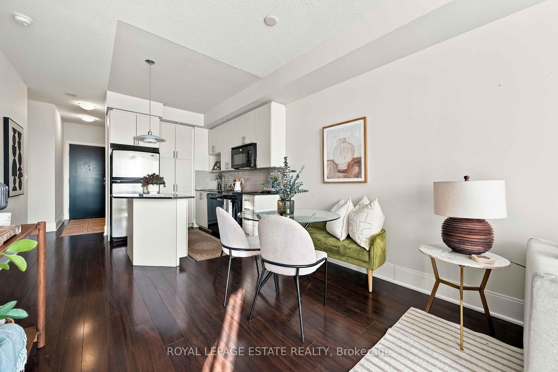 Photo 6 of Unit 604, 181 Wynford Drive, North York, Banbury-Don Mills — HOMEH