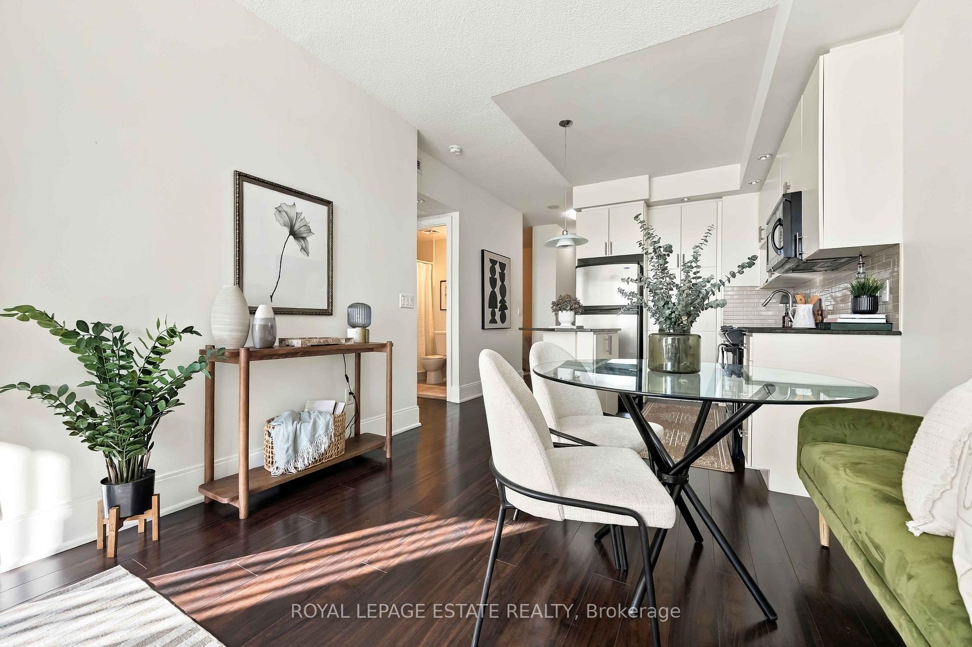Photo 7 of Unit 604, 181 Wynford Drive, North York, Banbury-Don Mills — HOMEH