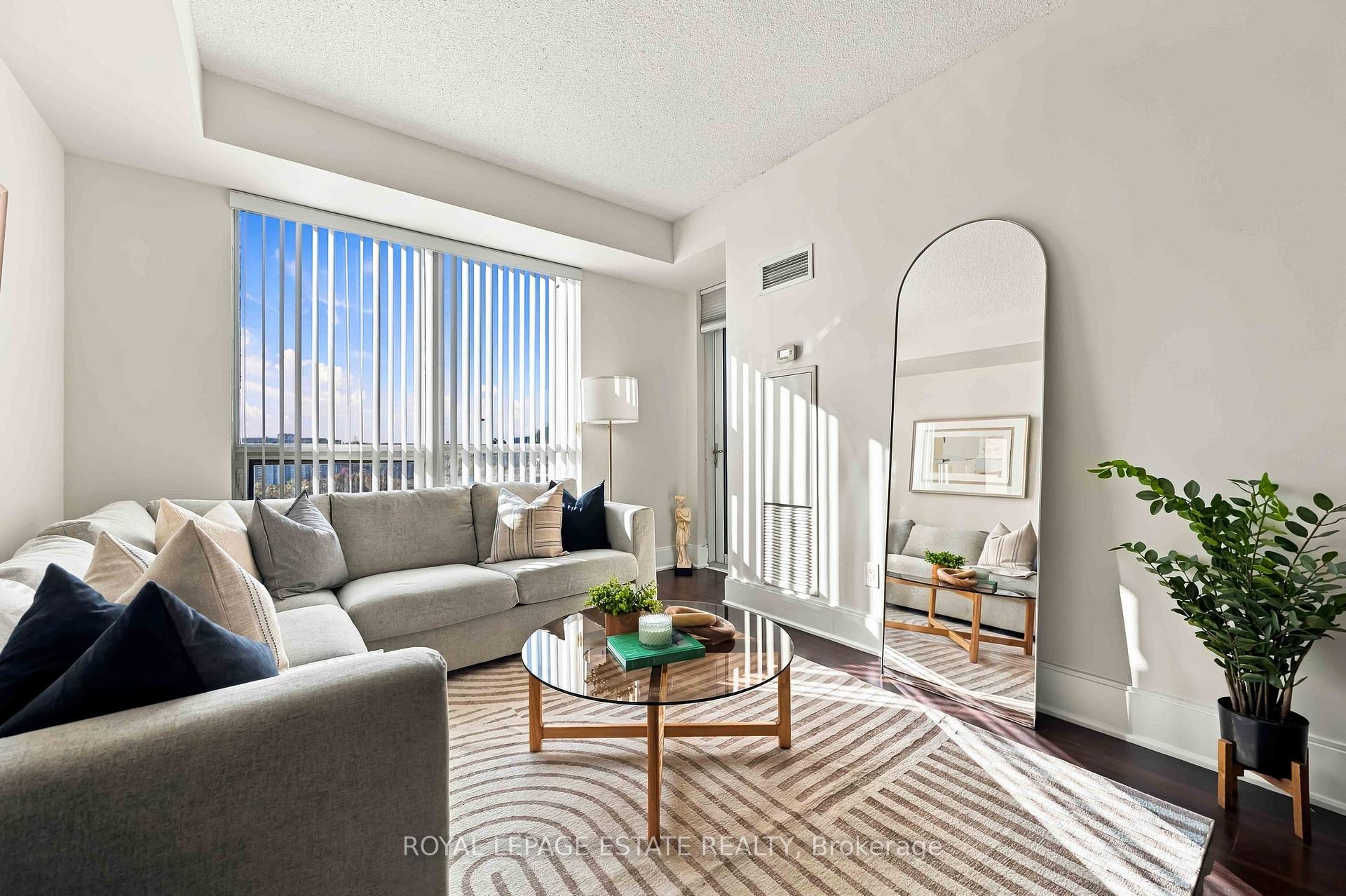 Photo 11 of Unit 604, 181 Wynford Drive, North York, Banbury-Don Mills — HOMEH