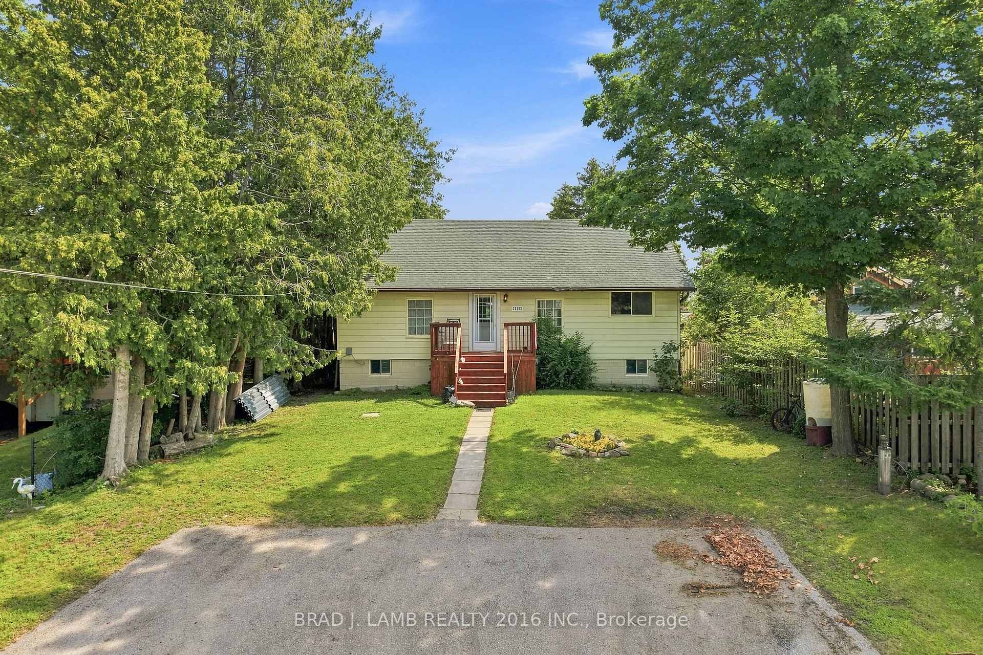 Photo of 21153 Dalton Road