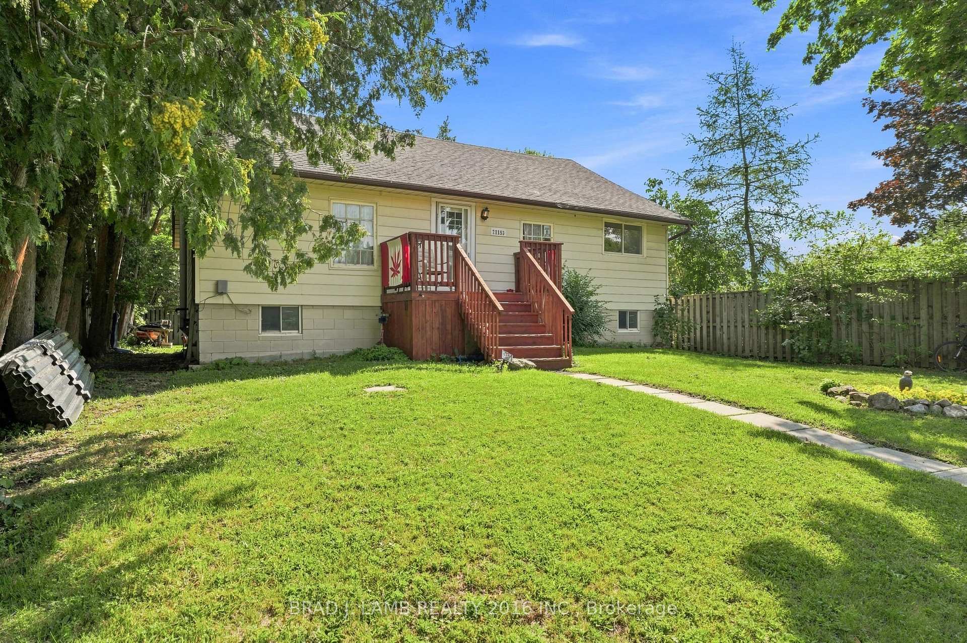 Photo 3 of 21153 Dalton Road, Georgina, Sutton & Jackson's Point — HOMEH
