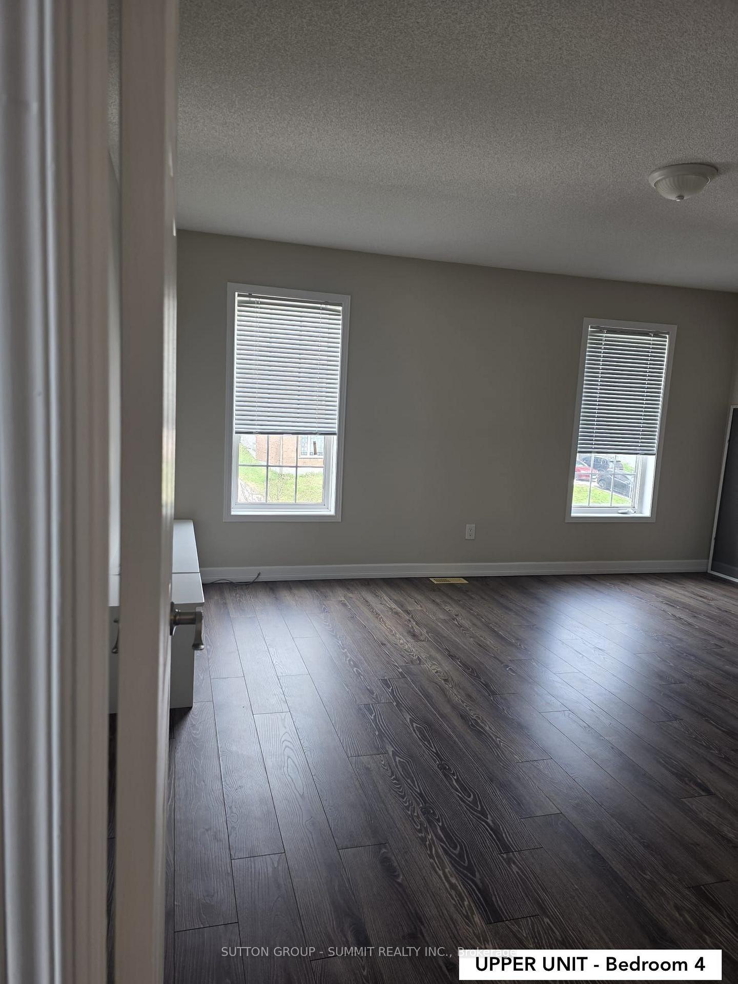 Photo 11 of 329 Edgehill Drive, Barrie, Edgehill Drive — HOMEH