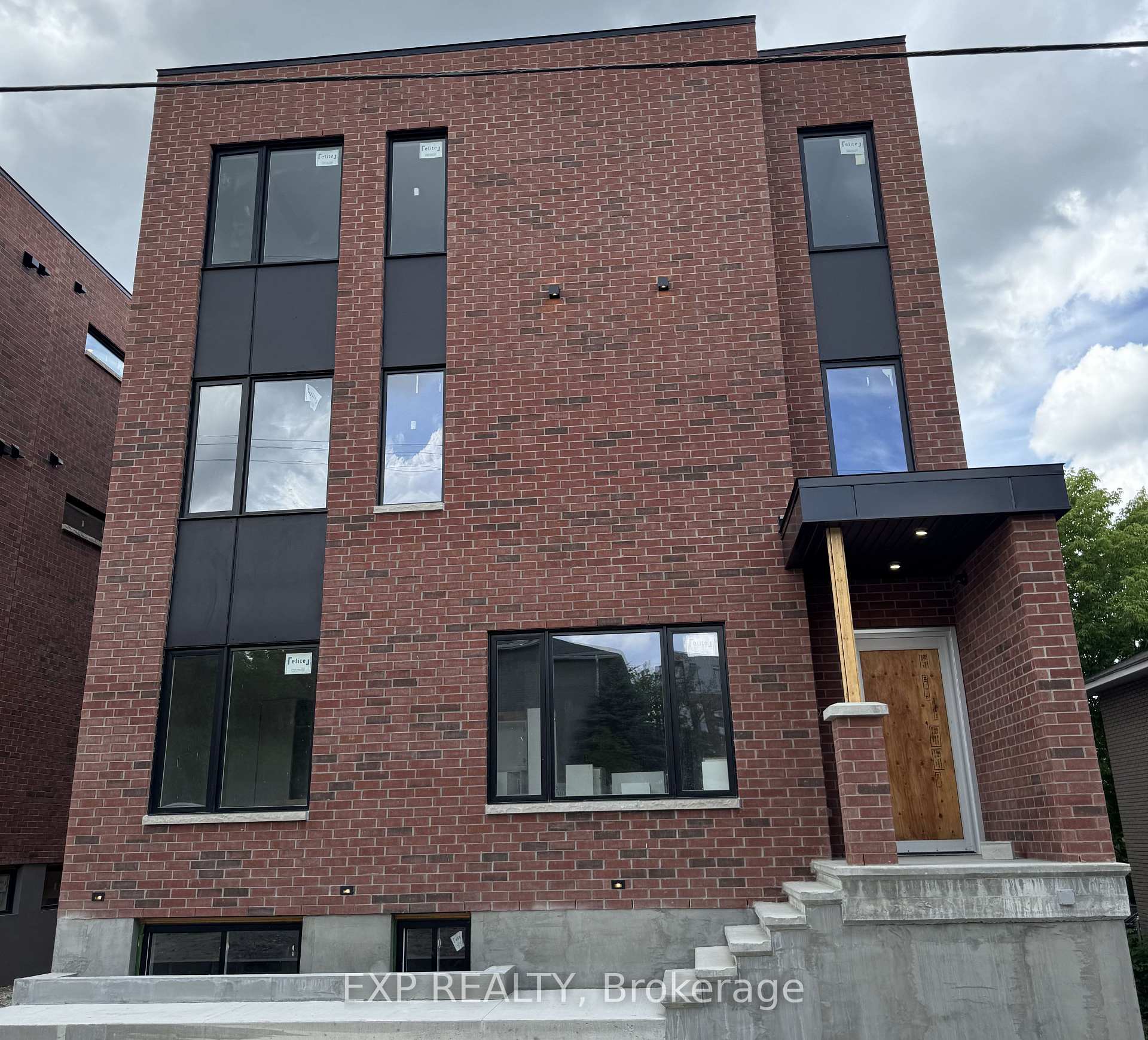 Photo 7 of Unit 6, 1301 Dorchester Avenue, Ottawa, Carlington — HOMEH