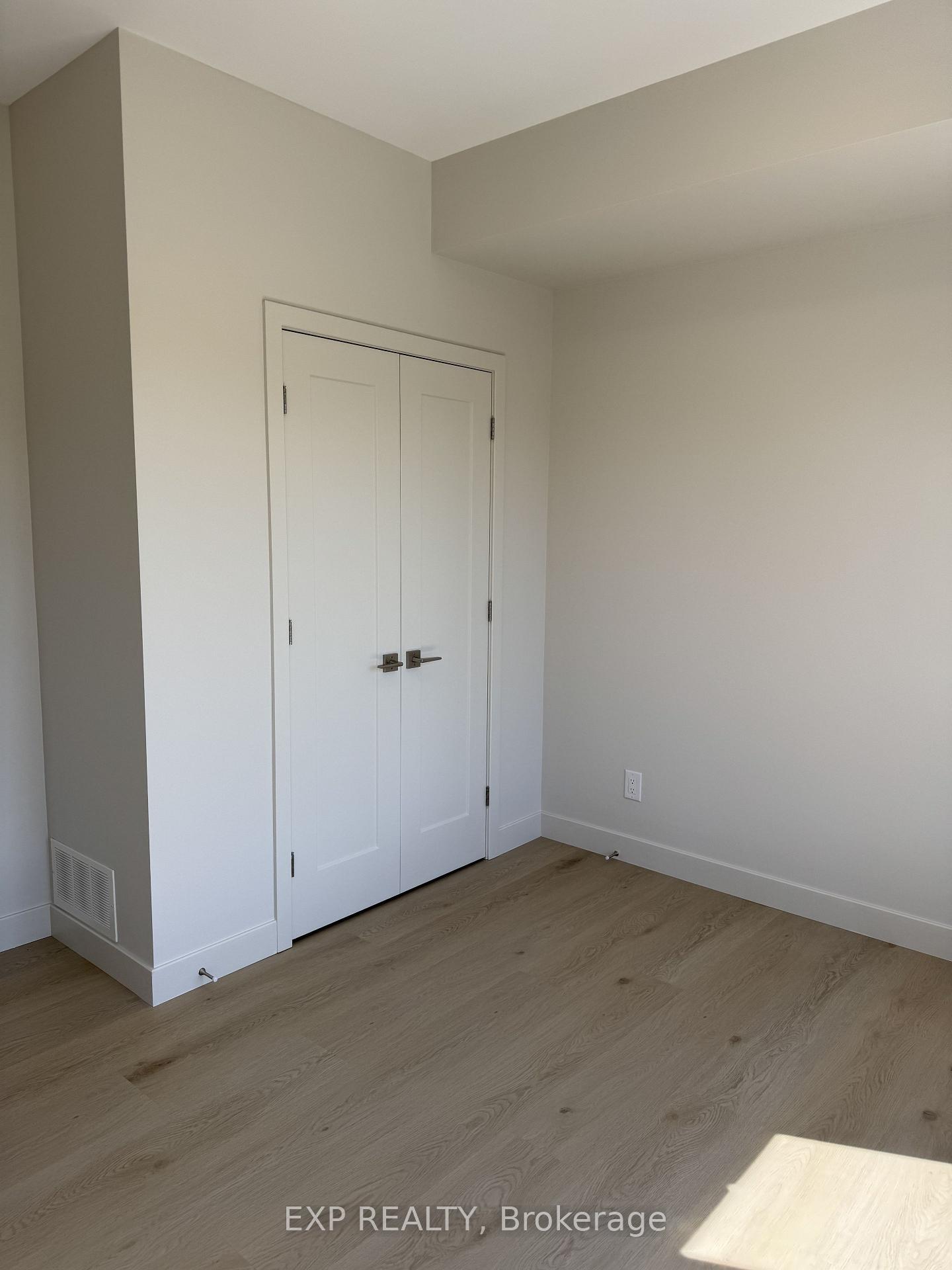 Photo 10 of Unit 6, 1301 Dorchester Avenue, Ottawa, Carlington — HOMEH