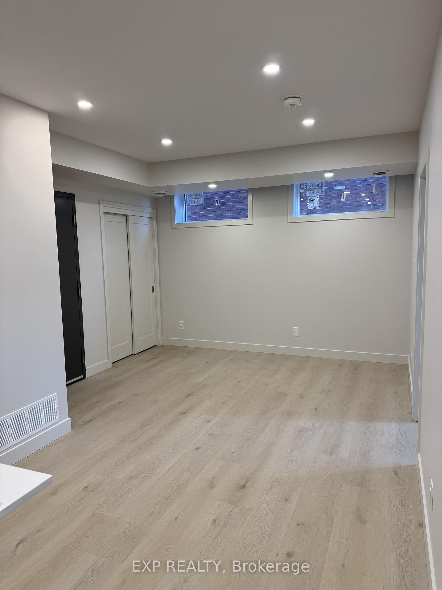 Photo 4 of Unit 1, 1301 Dorchester Avenue, Ottawa, Carlington — HOMEH