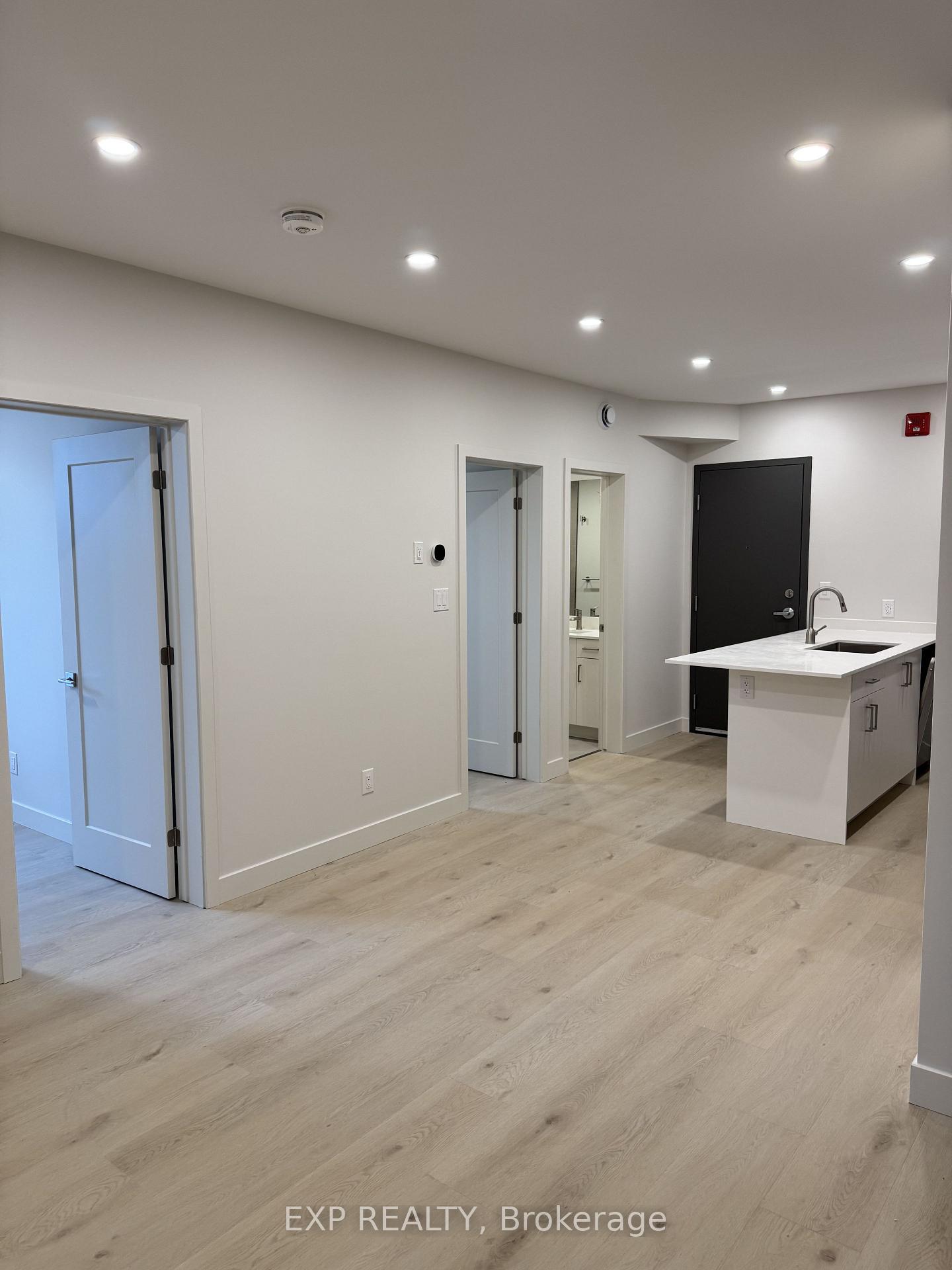 Photo 5 of Unit 1, 1301 Dorchester Avenue, Ottawa, Carlington — HOMEH