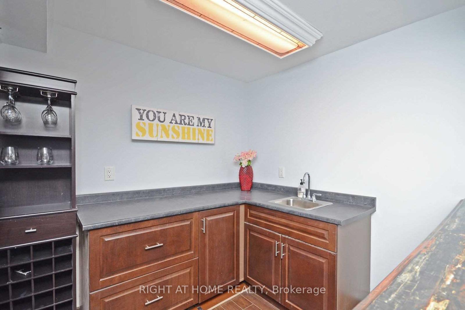 Photo 31 of 7123 Barto Crescent, Niagara Falls, Marineland — HOMEH