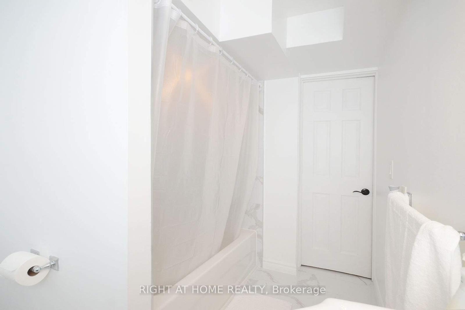 Photo 33 of 7123 Barto Crescent, Niagara Falls, Marineland — HOMEH