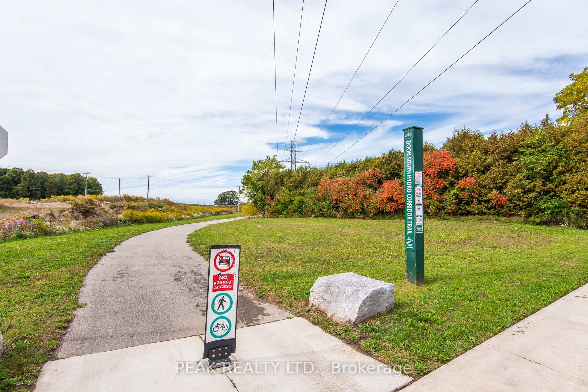 Photo 4 of 243 Chapel Hill Drive, Kitchener, Brigadoon — HOMEH