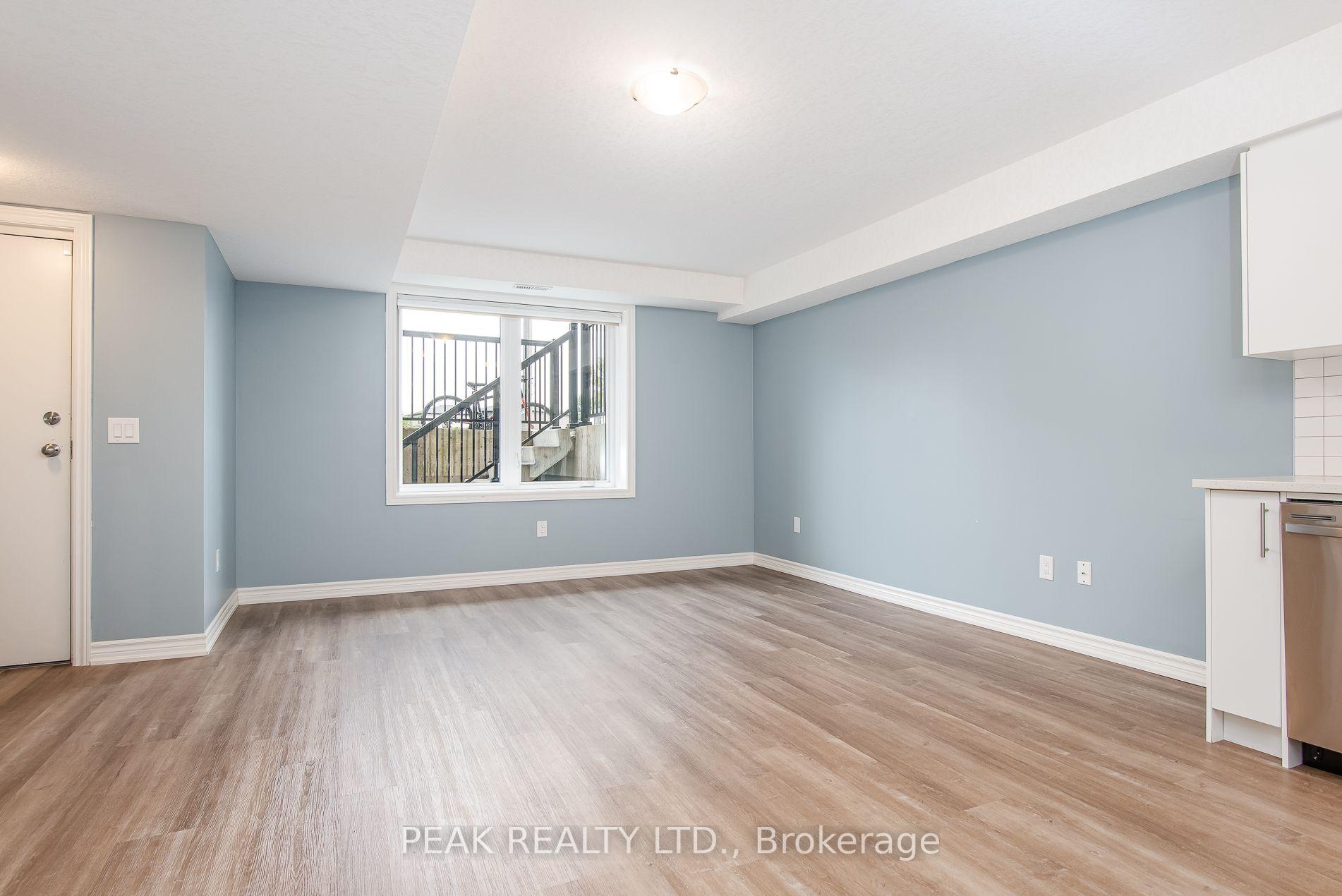 Photo 7 of 243 Chapel Hill Drive, Kitchener, Brigadoon — HOMEH