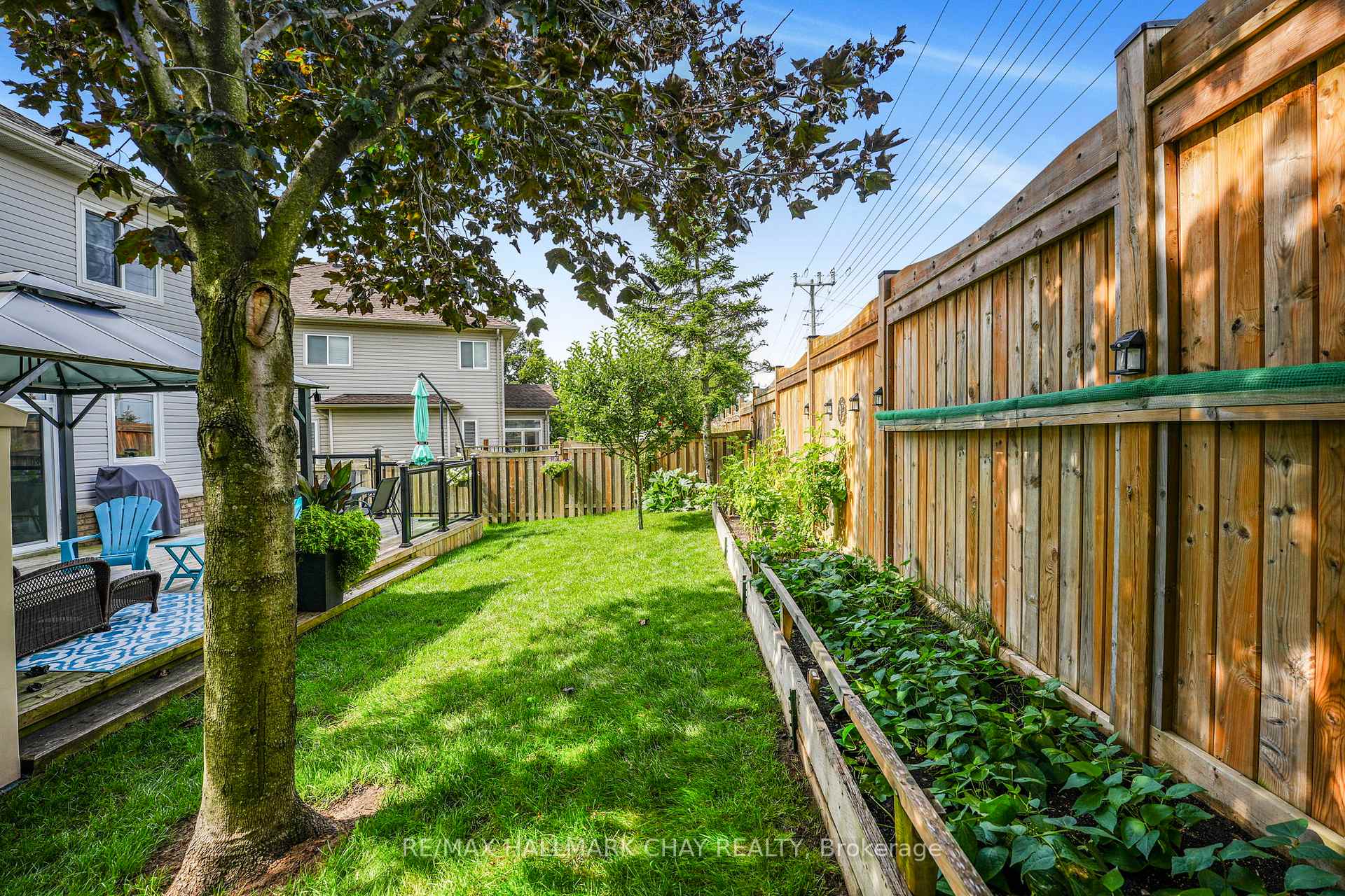 Photo 29 of 14 Strathmore Place, Barrie, Innis-Shore — HOMEH