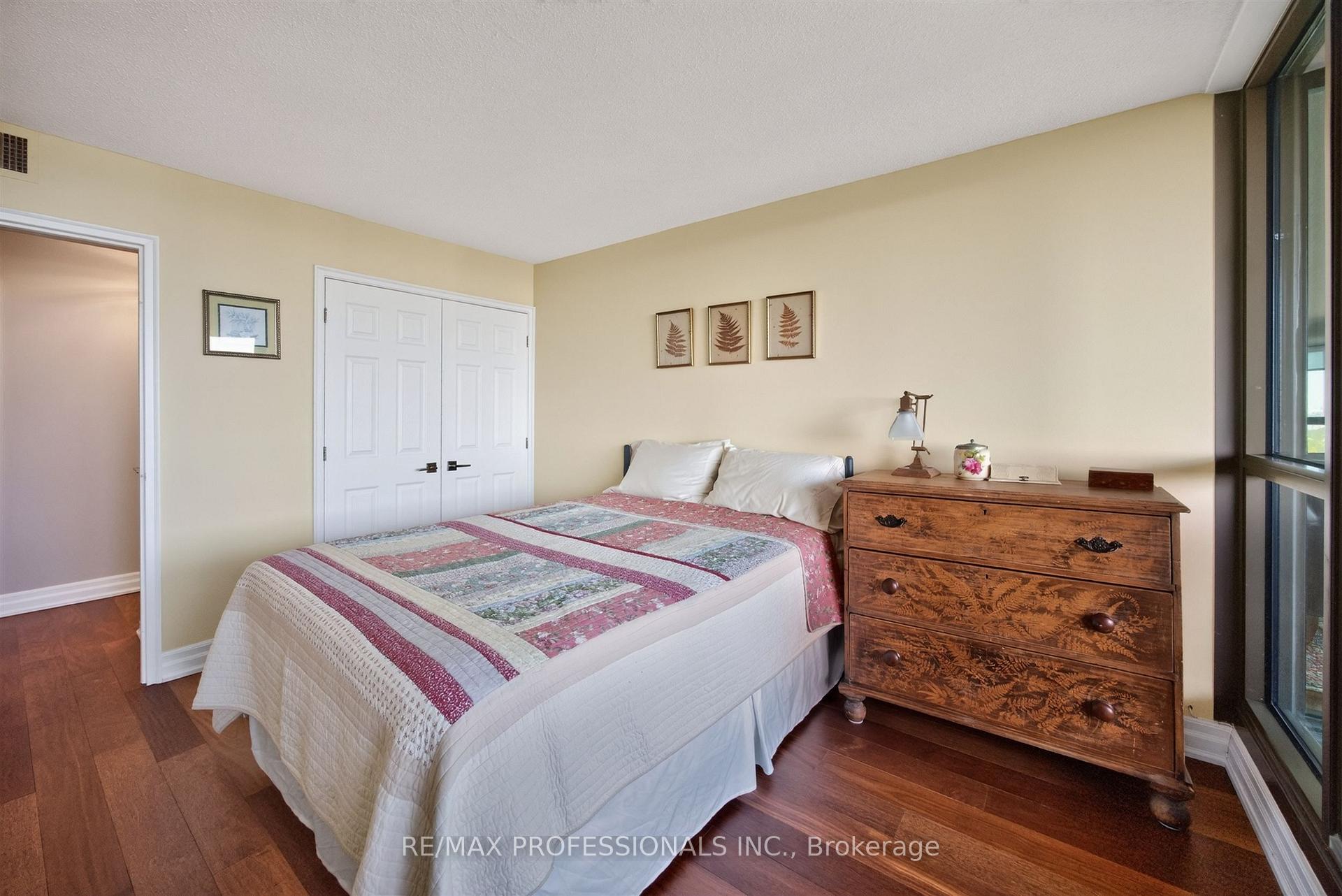 Photo 27 of Unit 1807, 2000 Islington Avenue, Etobicoke, Kingsview Village-The Westway — HOMEH