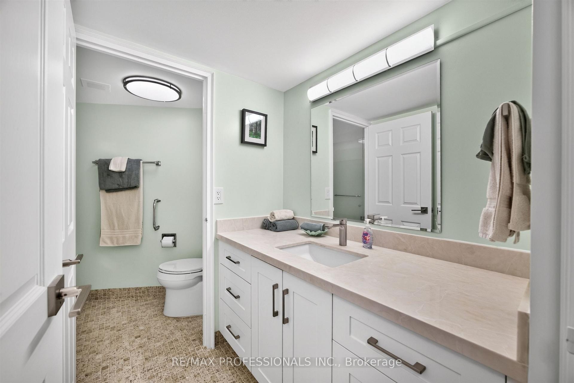 Photo 28 of Unit 1807, 2000 Islington Avenue, Etobicoke, Kingsview Village-The Westway — HOMEH