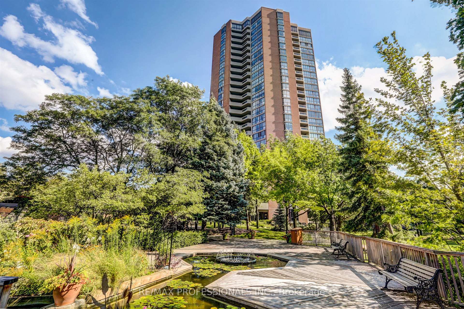 Photo 30 of Unit 1807, 2000 Islington Avenue, Etobicoke, Kingsview Village-The Westway — HOMEH