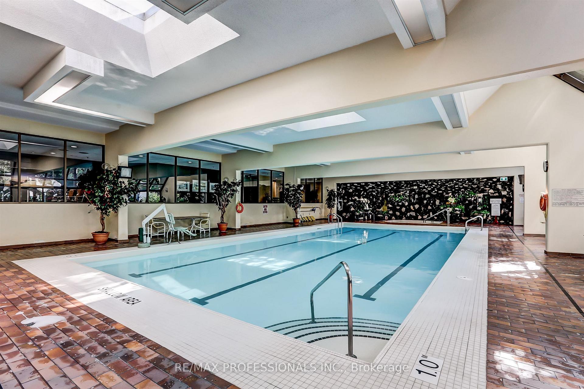 Photo 39 of Unit 1807, 2000 Islington Avenue, Etobicoke, Kingsview Village-The Westway — HOMEH