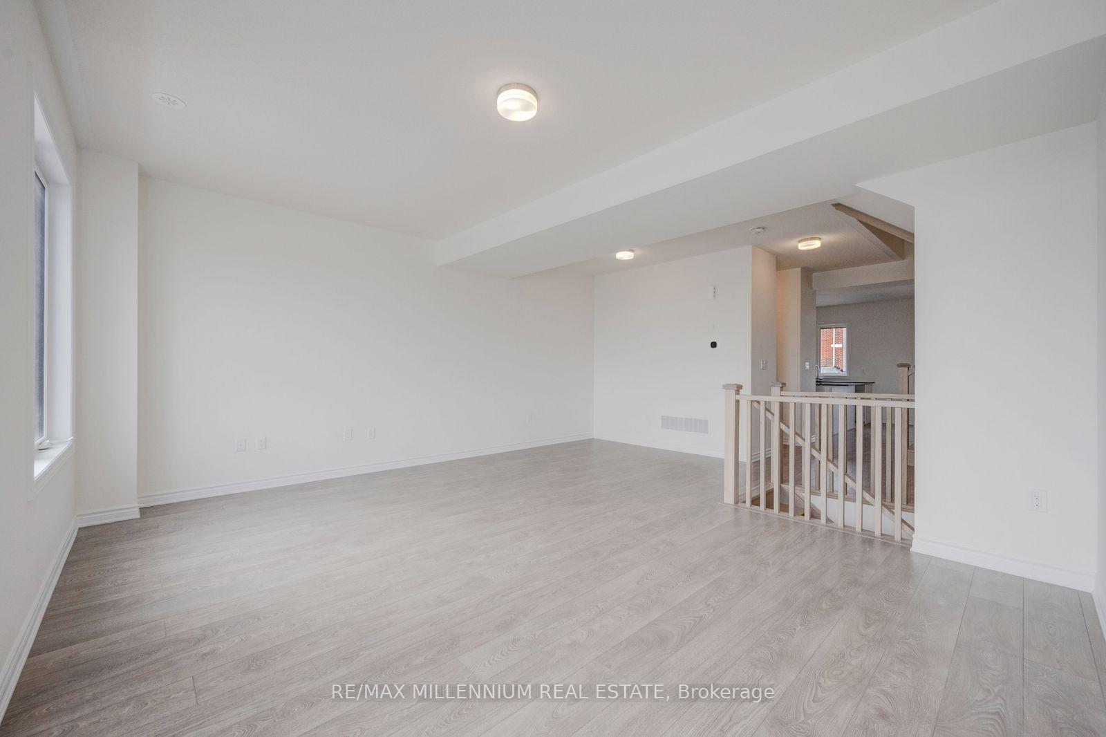 Photo 4 of 78 Fieldfare Road, Brampton, Northwest Brampton — HOMEH