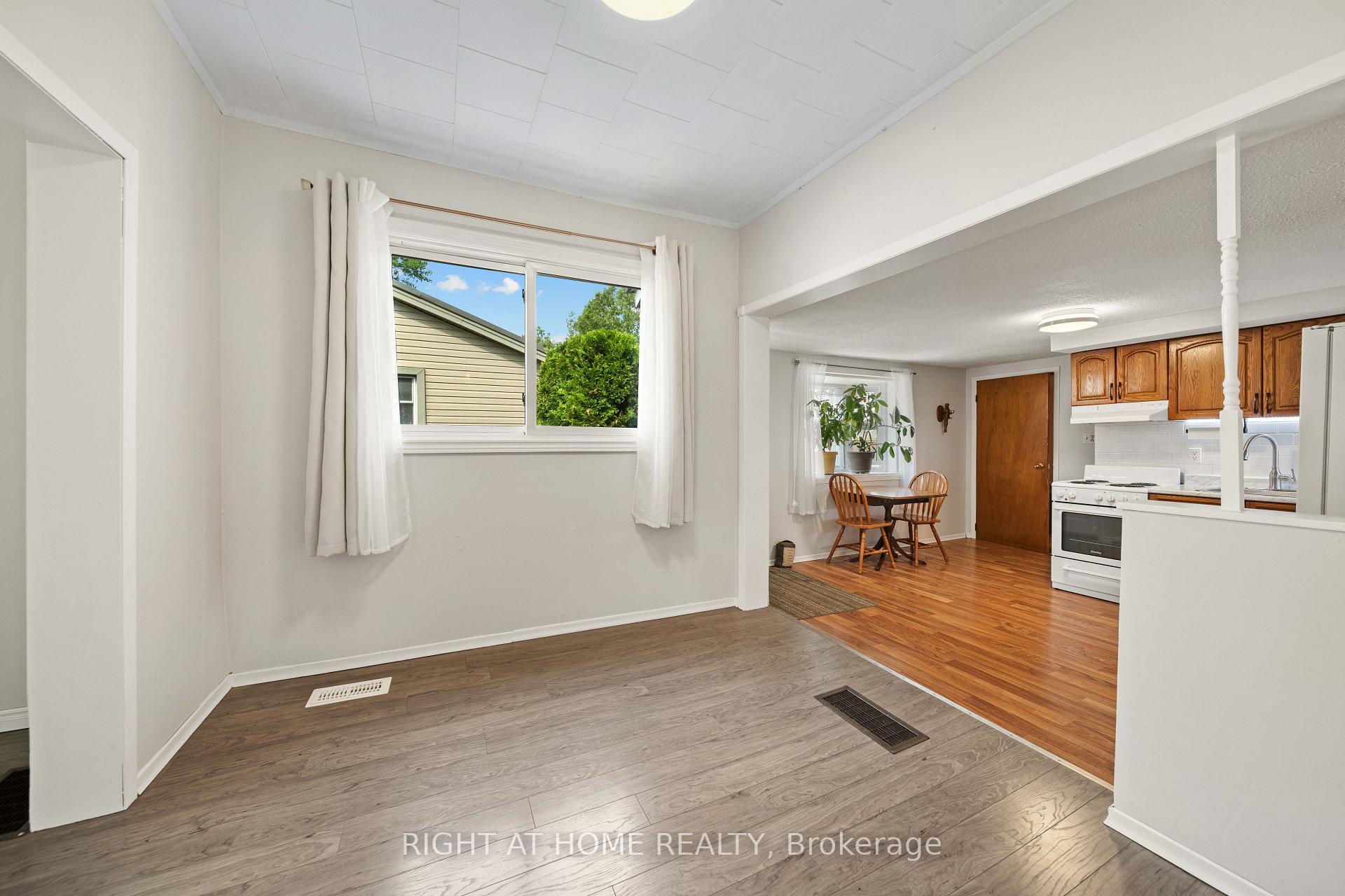 Photo 9 of 335 Talbot Street E, Aylmer — HOMEH