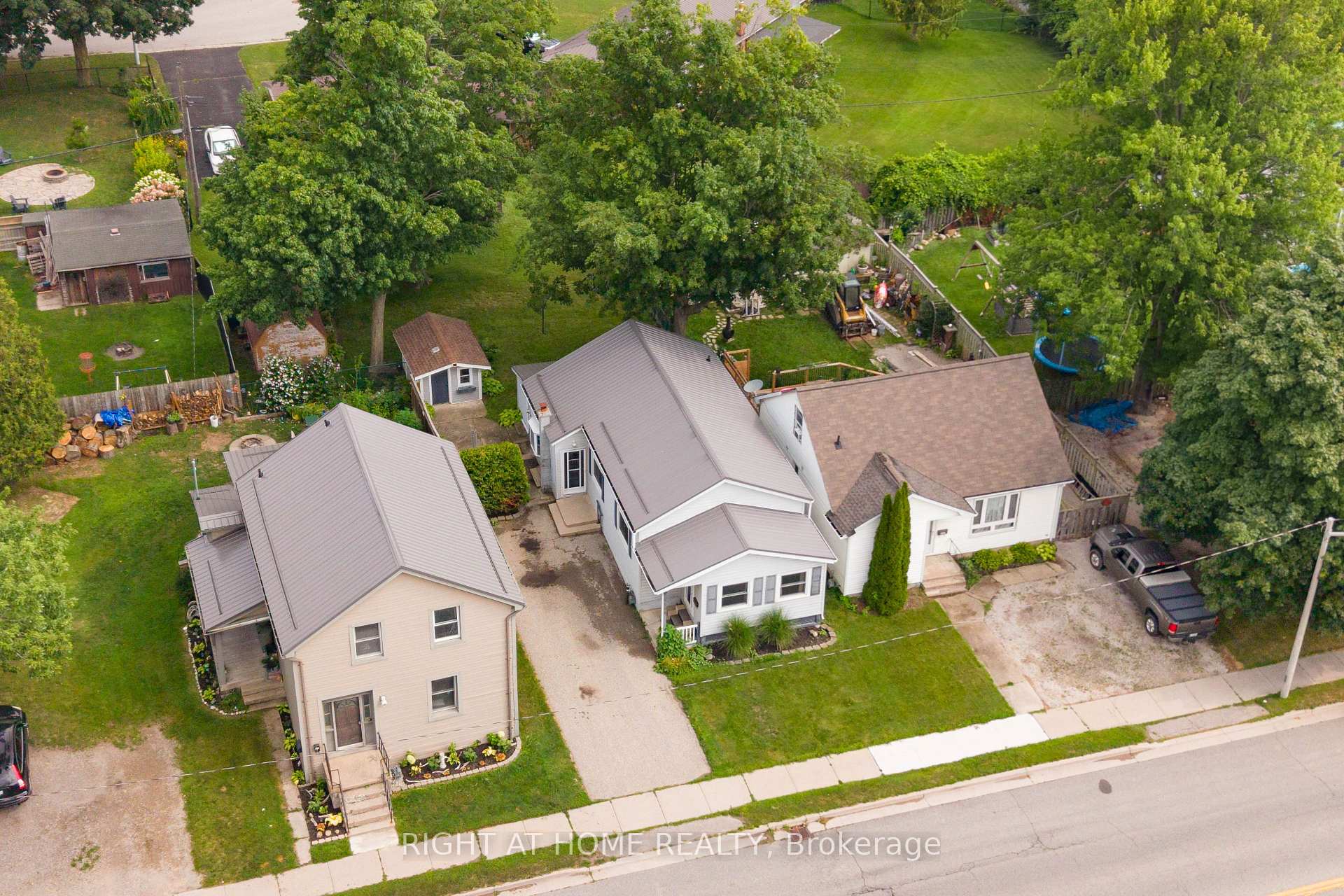 Photo 31 of 335 Talbot Street E, Aylmer — HOMEH