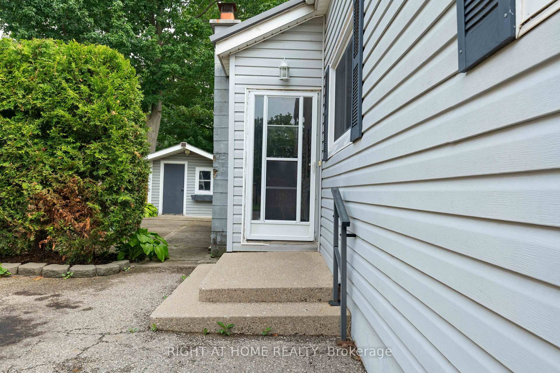 Photo 35 of 335 Talbot Street E, Aylmer — HOMEH