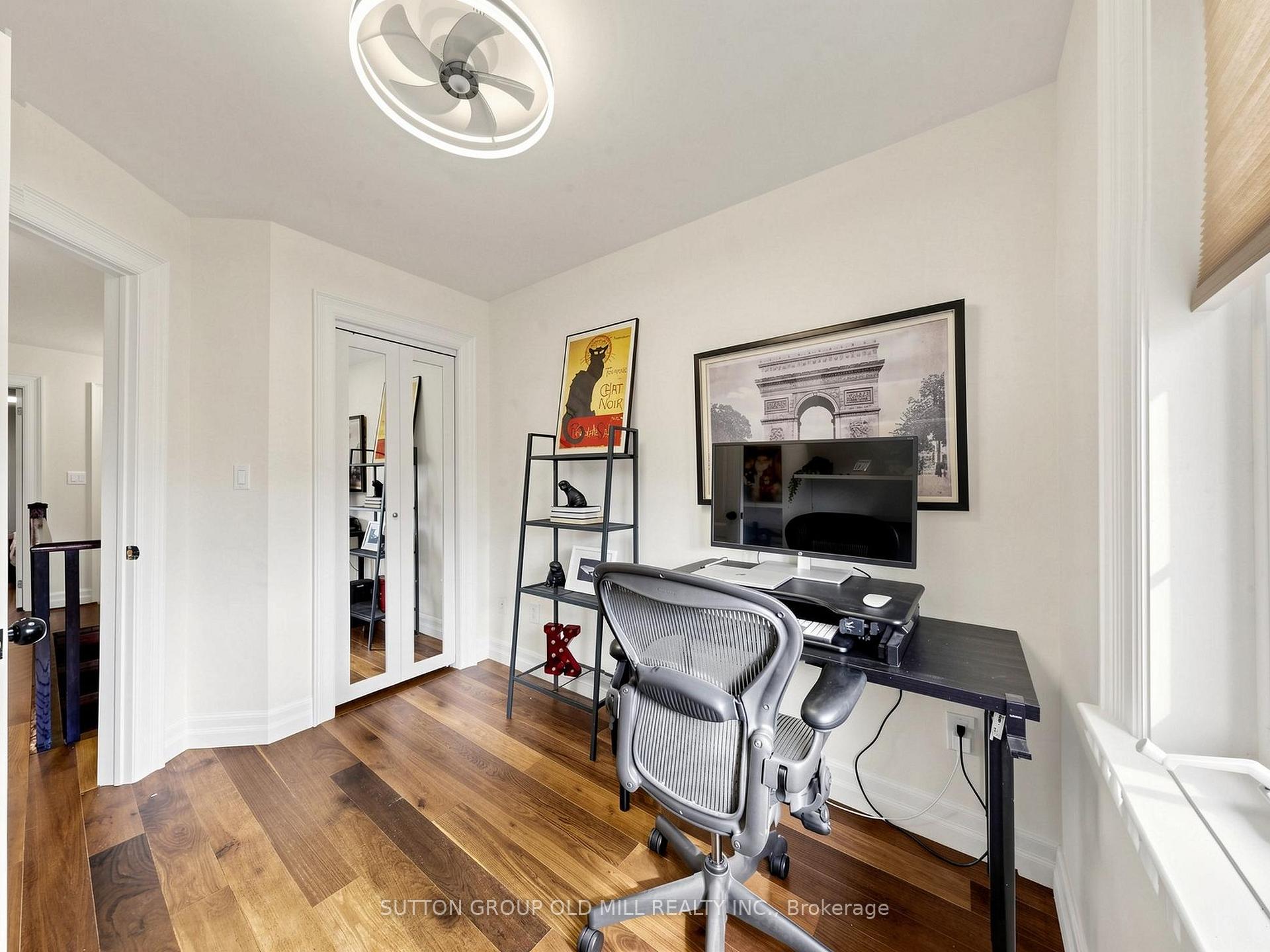 Photo 32 of 42 Bell Manor Drive, Etobicoke, Stonegate-Queensway — HOMEH
