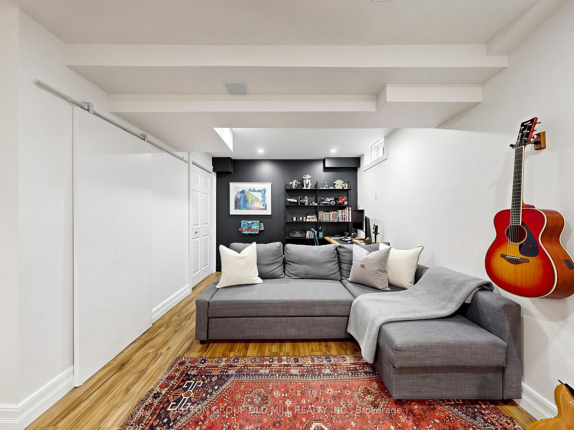 Photo 35 of 42 Bell Manor Drive, Etobicoke, Stonegate-Queensway — HOMEH