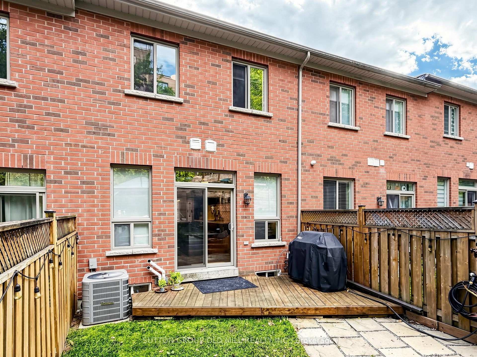 Photo 41 of 42 Bell Manor Drive, Etobicoke, Stonegate-Queensway — HOMEH