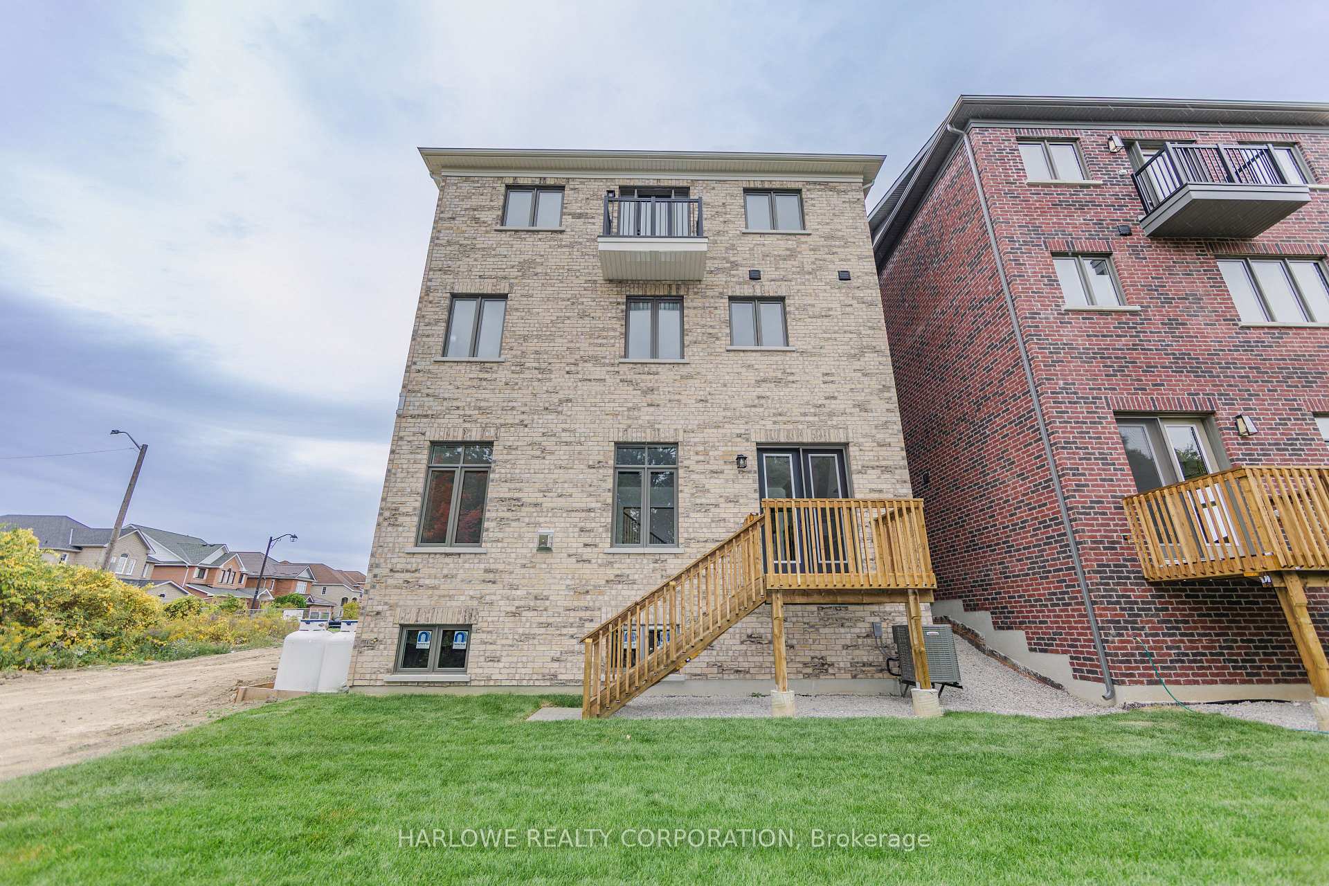 Photo 5 of 6742 Longview Place, Mississauga, Meadowvale Village — HOMEH