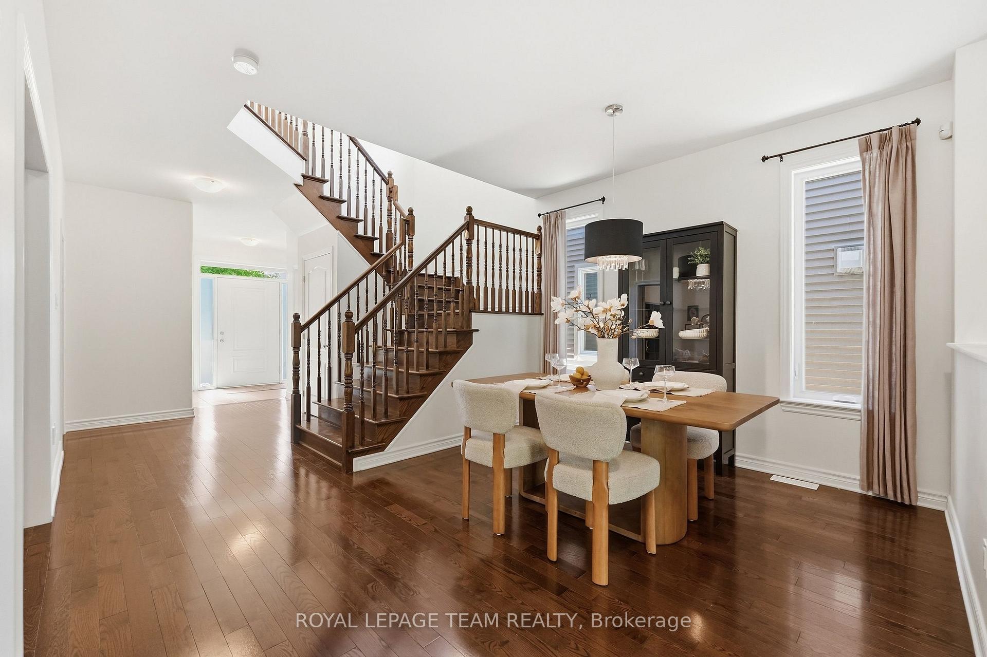 Photo 3 of 708 Eagle Crest Heights, Ottawa, Stittsville (North) — HOMEH
