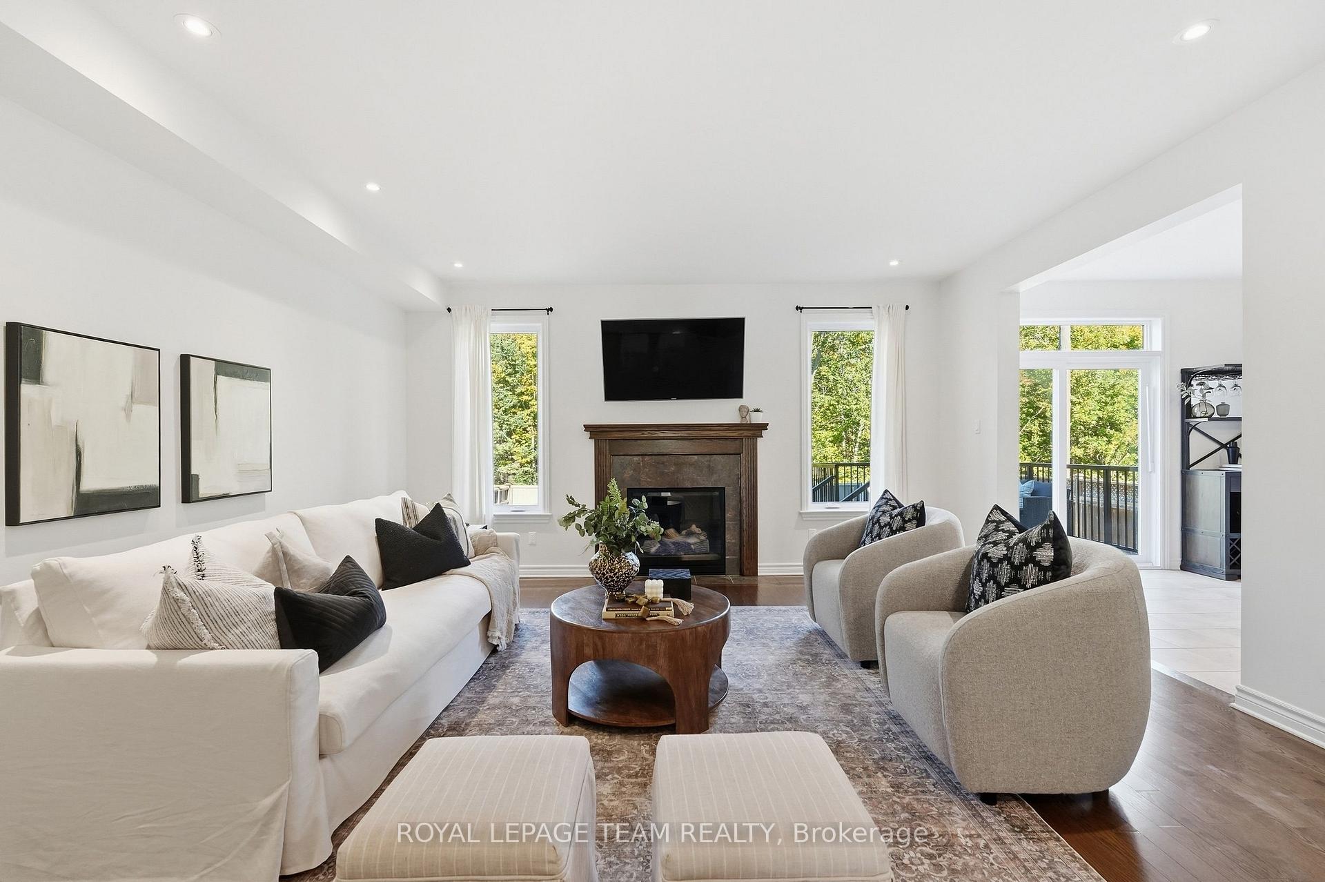 Photo 4 of 708 Eagle Crest Heights, Ottawa, Stittsville (North) — HOMEH