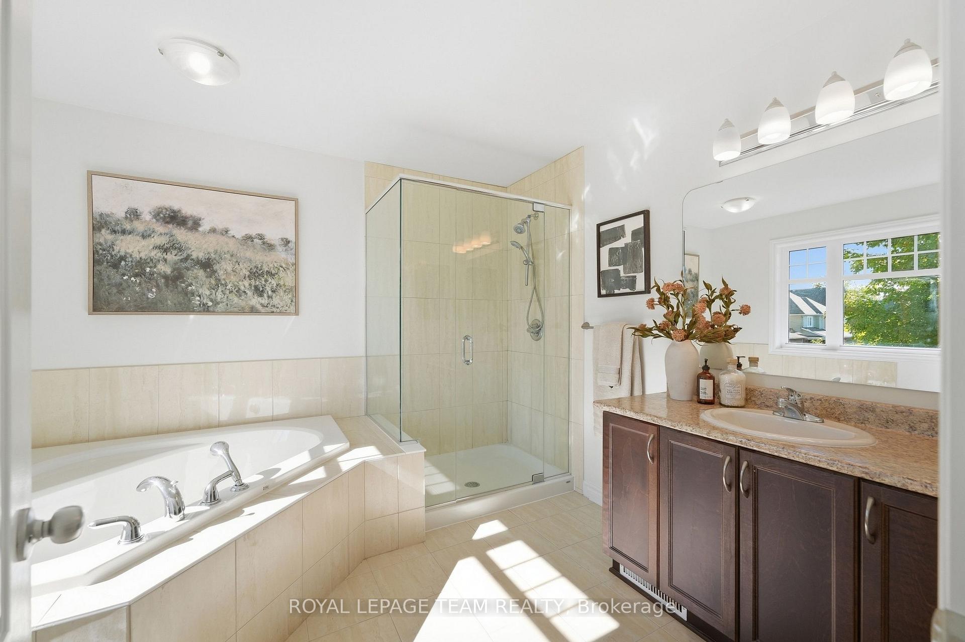 Photo 21 of 708 Eagle Crest Heights, Ottawa, Stittsville (North) — HOMEH