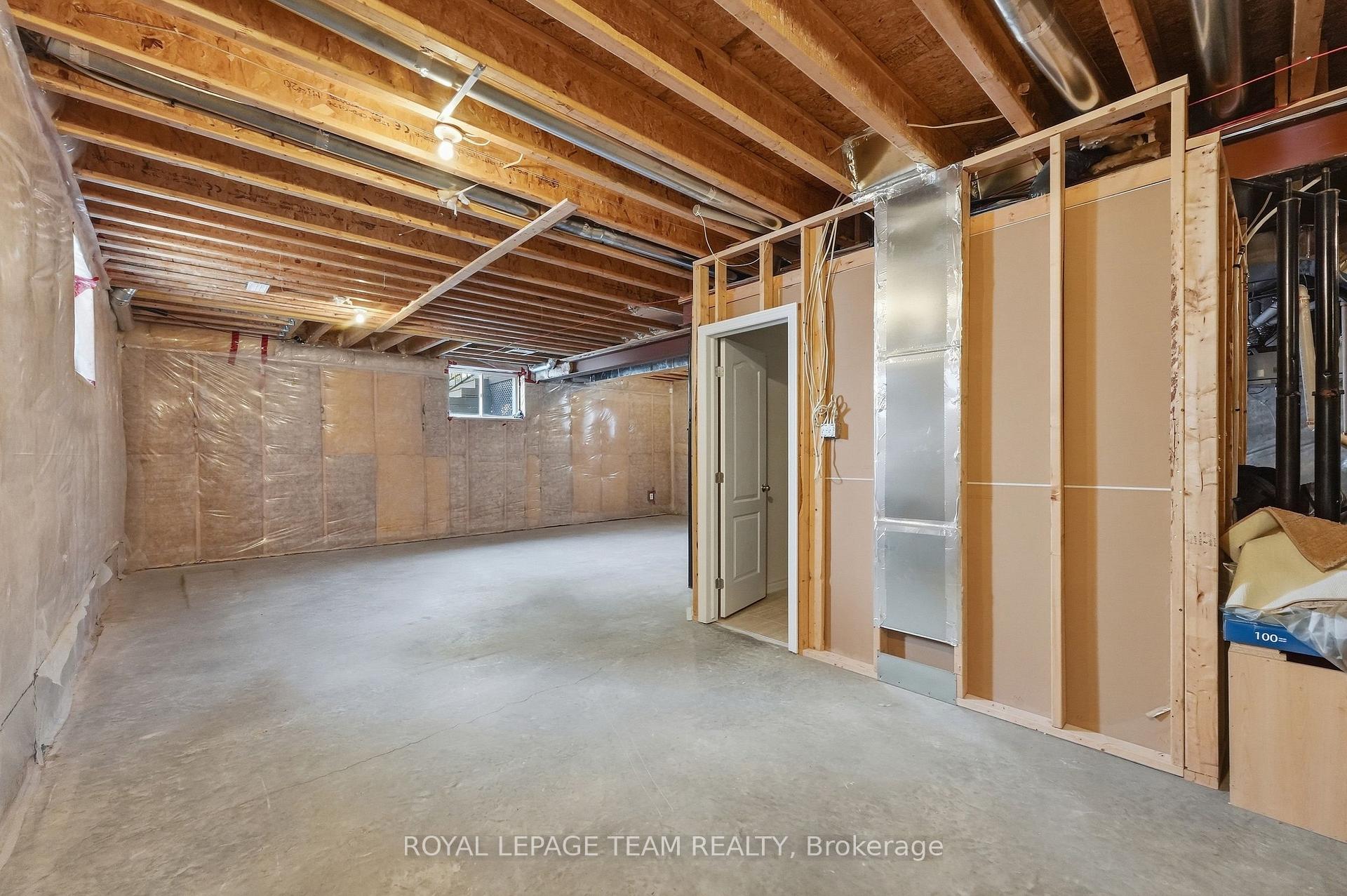 Photo 31 of 708 Eagle Crest Heights, Ottawa, Stittsville (North) — HOMEH